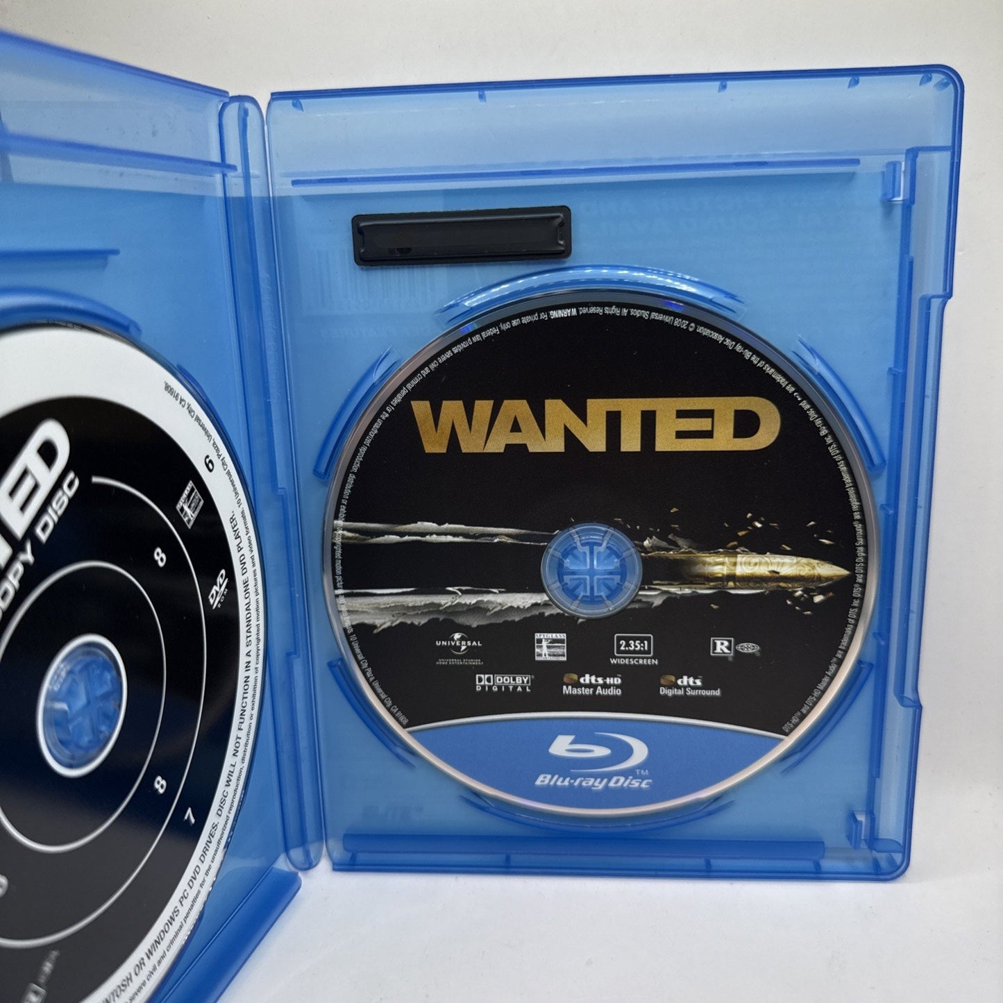 Wanted Blu-ray Movie - Angelina Jolie - Hi-Def Movie Experience