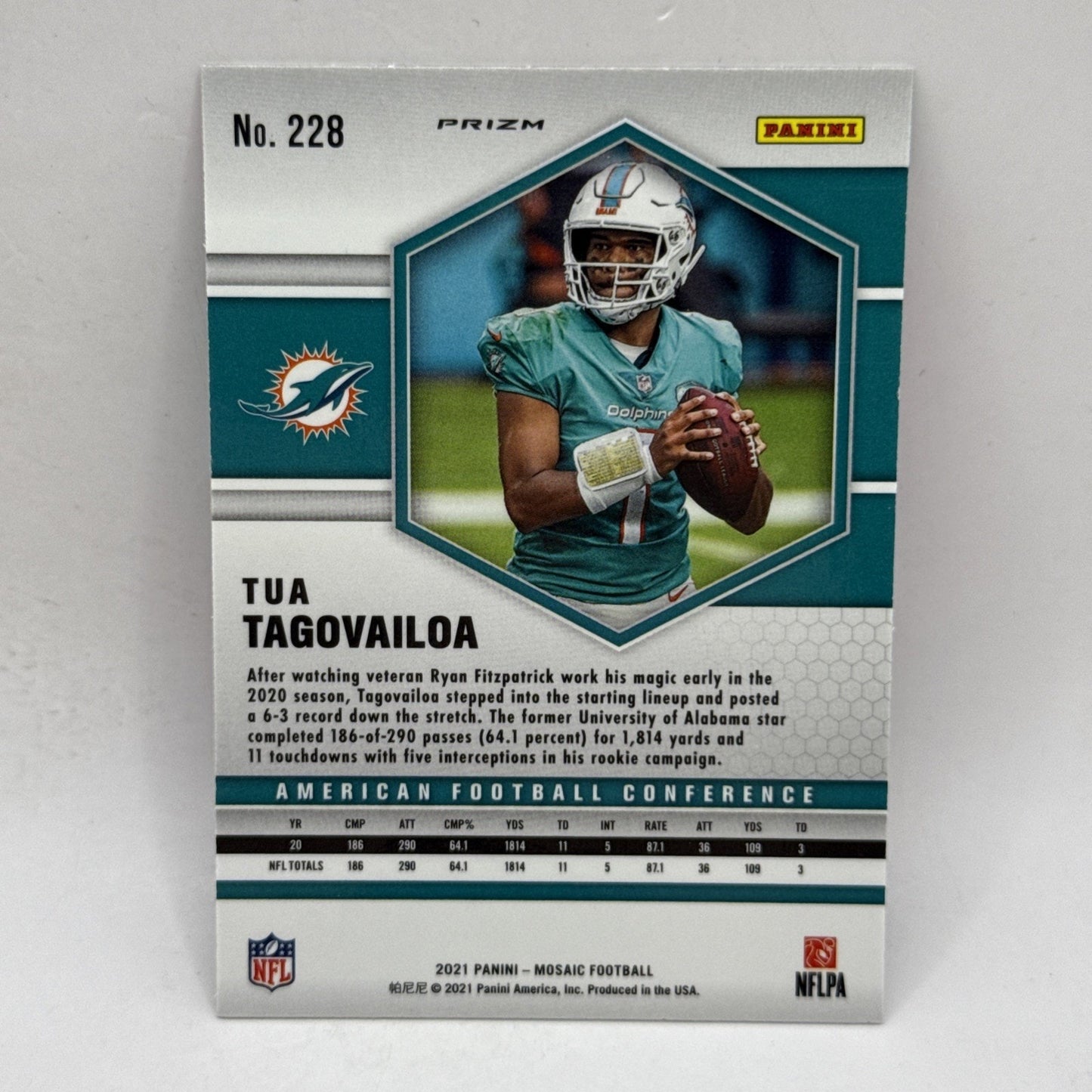 2021 Panini Mosaic Tua Tagovailoa Pink Camo Prizm #228 Dolphins NFL Card