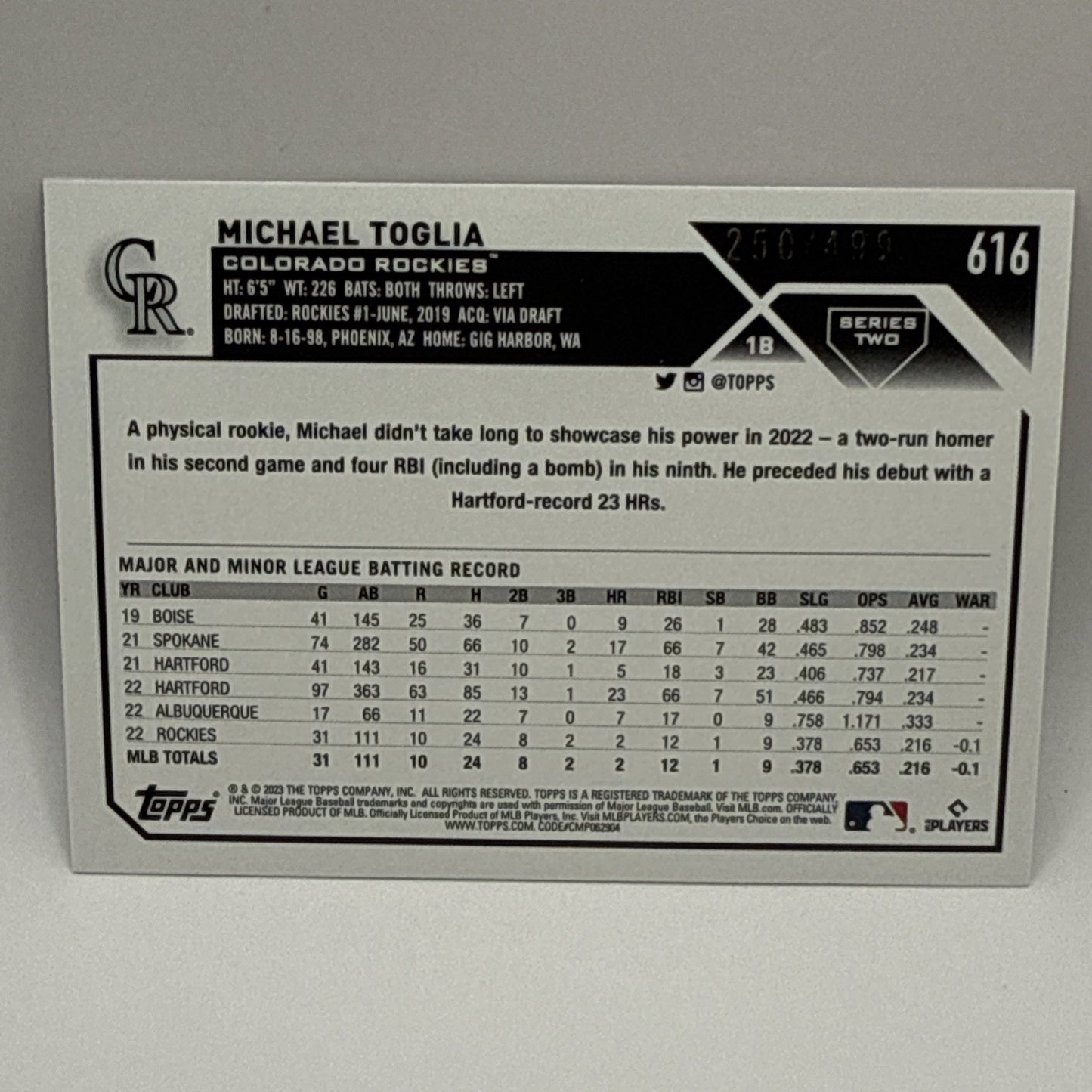 2023 Topps Series 2 - Michael Toglia RC 616 Green Foil /499 - Rockies - Error