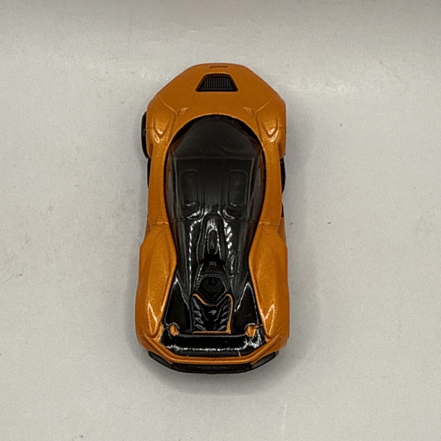 Hot Wheels McLaren W1 Orange 1:64 Scale Diecast Mattel Toy Car HW Race Day