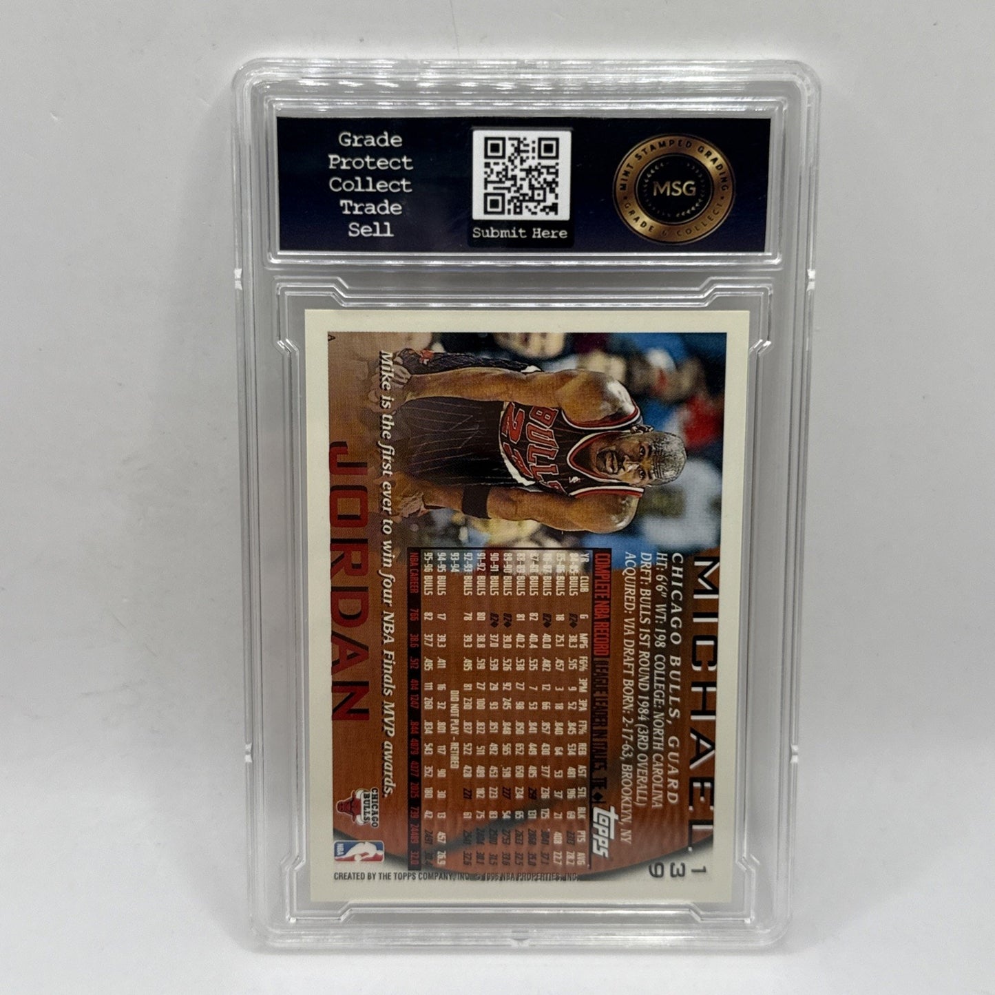 Michael Jordan 1996-97 Topps #139 Chicago Bulls Legend HOF Graded 8 NBA Card