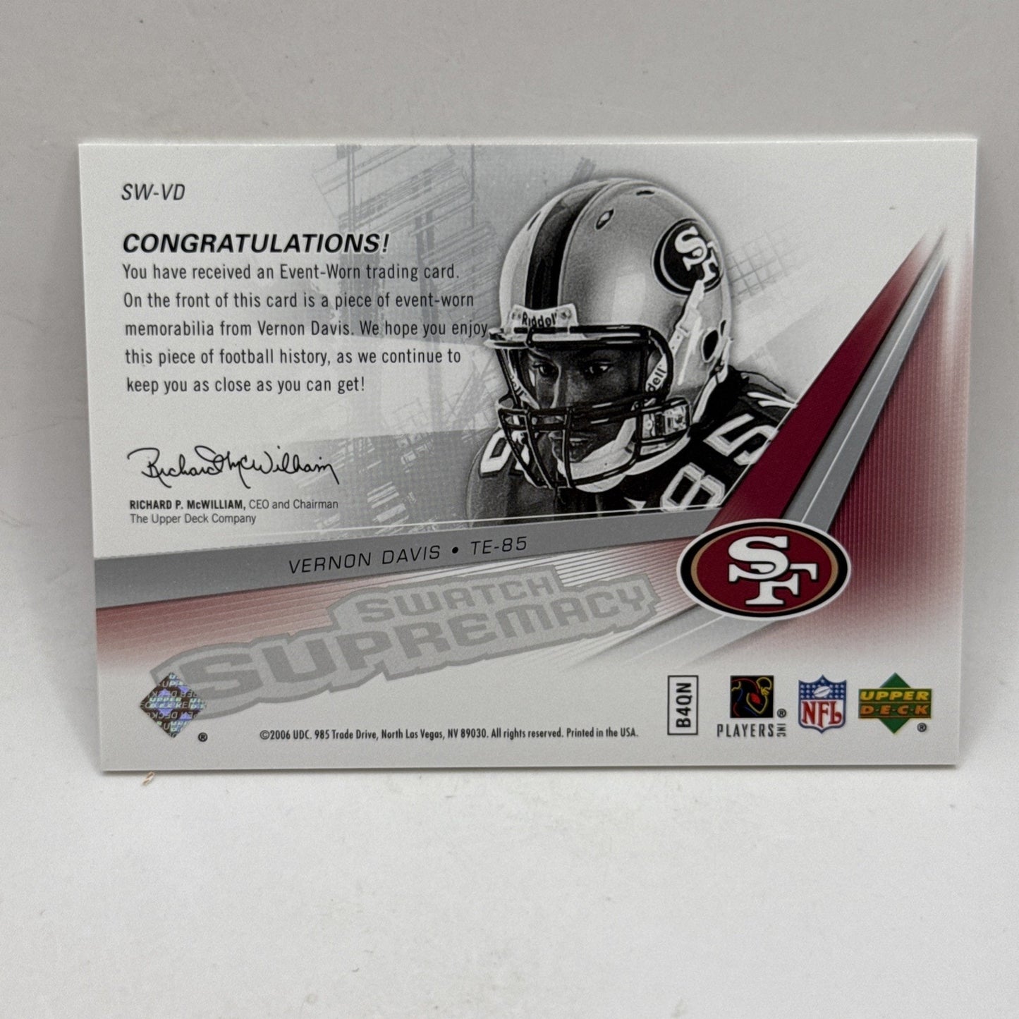 2006 SPx Rookie Swatch Supremacy #SWVD Vernon Davis Jersey Patch - 49ers NFL