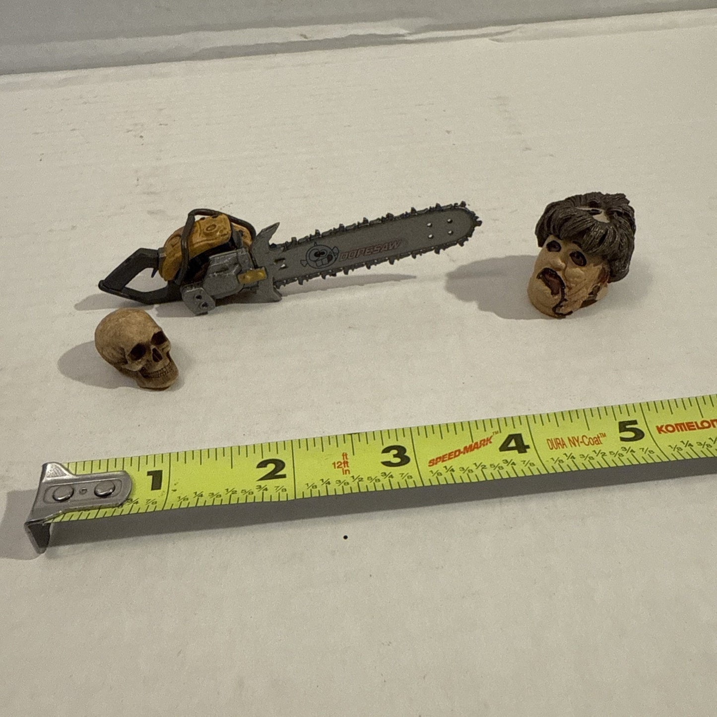 Lot Of Toy Action Figure Texas Chainsaw Massacre Leather Face, Chainsaw & Skull