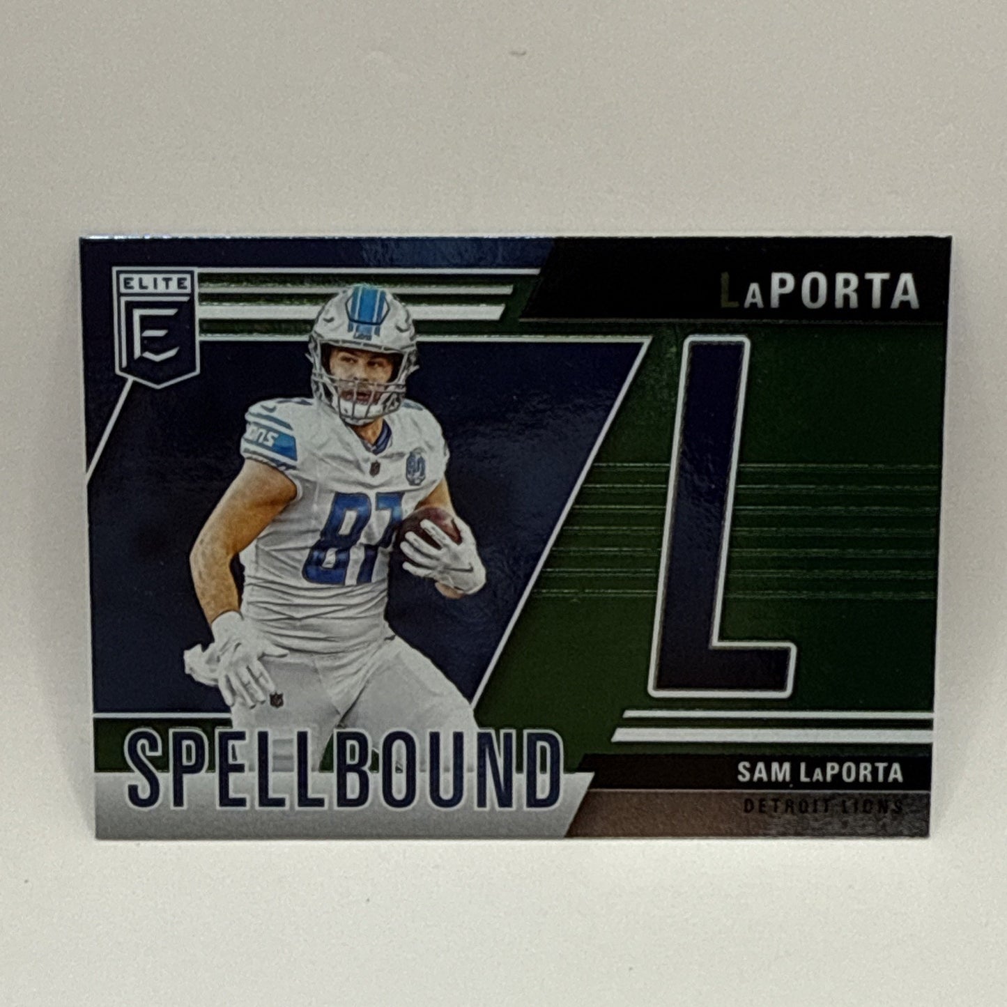 Sam LaPorta 2024 Donruss Elite Spellbound "L” Green Parallel #5 Detroit Lions