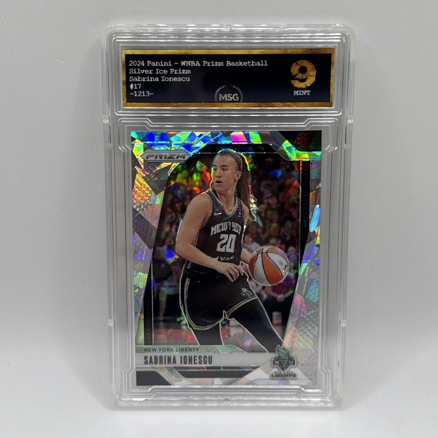Sabrina Ionescu 2024 Panini Prizm WNBA Cracked Ice Prizm-#17 New York Graded 9