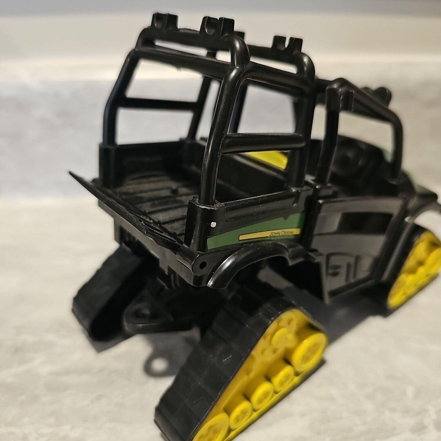 TOMY John Deere 7" EX2 5AZ Farm Vehicle Off Road Plastic Kids Toy Display