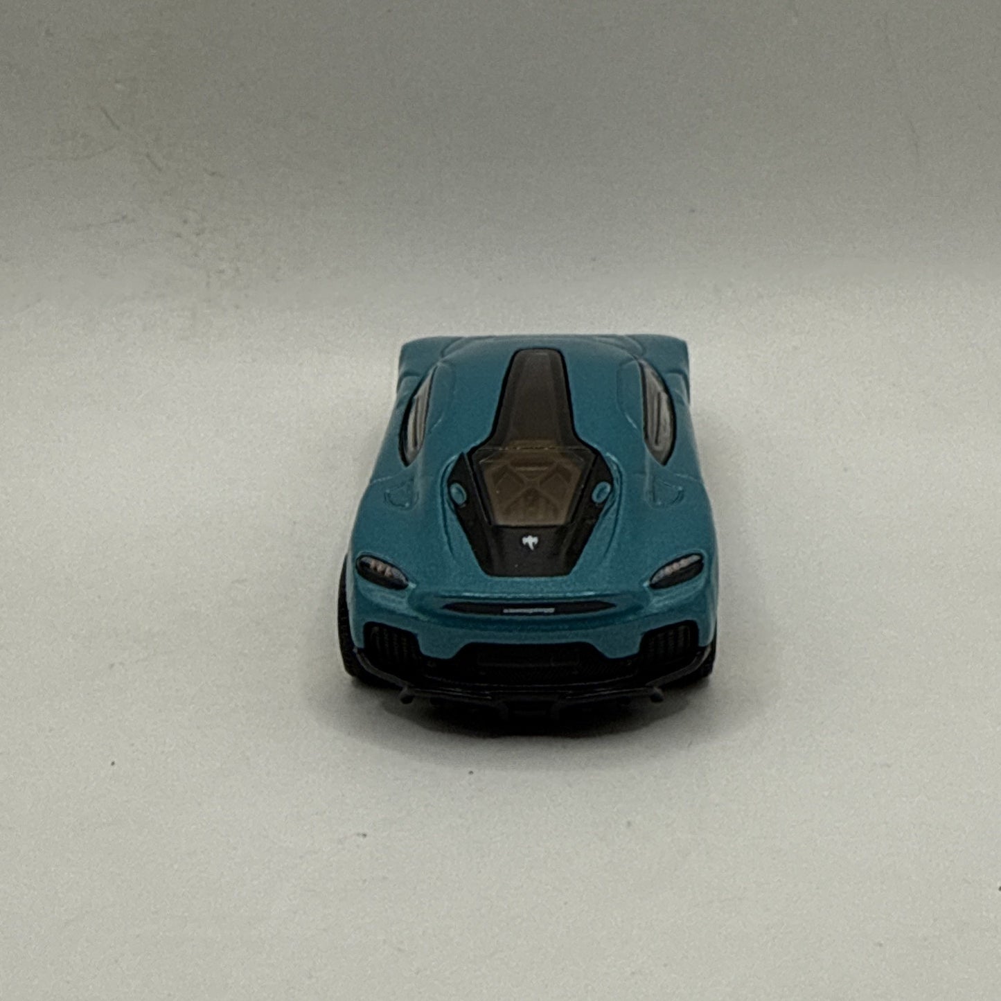 2022 Matchbox 21 Koenigsegg Gemera 1:64 Scale Diecast Diorama Model Car