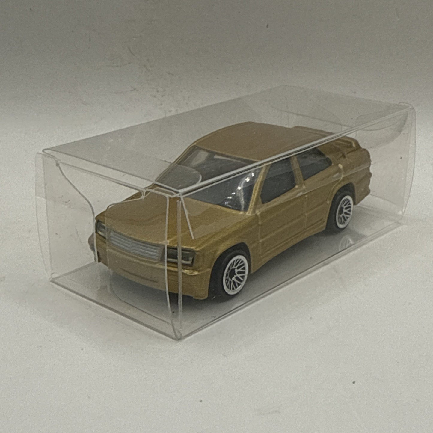 Hot Wheels Mercedes Benz RCS30 Gold Vintage - RARE 1:64 Scale Die-cast Car
