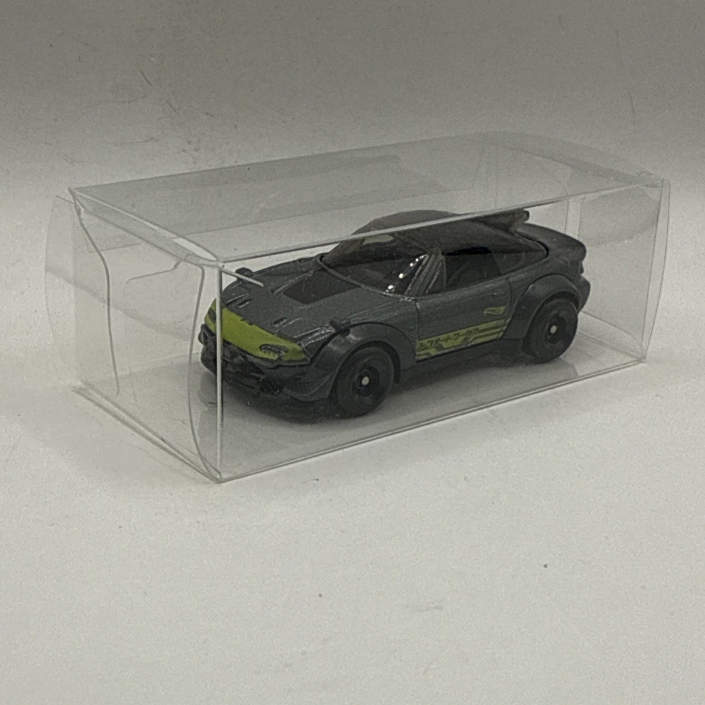 Mazda MX-5 Miata 1:64 Diecast #1 Hot Wheels Legends Tour Winner Collectible Car