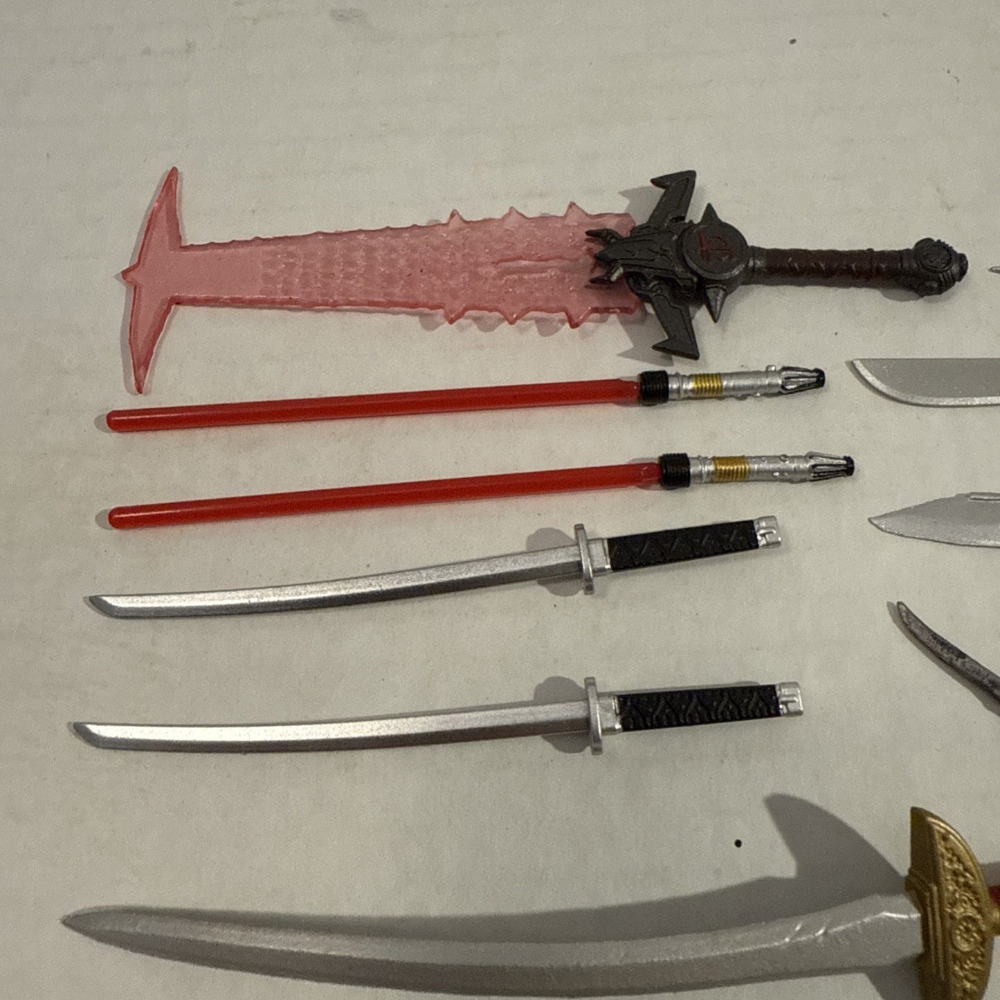 Lot Of Toy Action Figure Knives, Swords & Lightsabers Accessories - Play Set