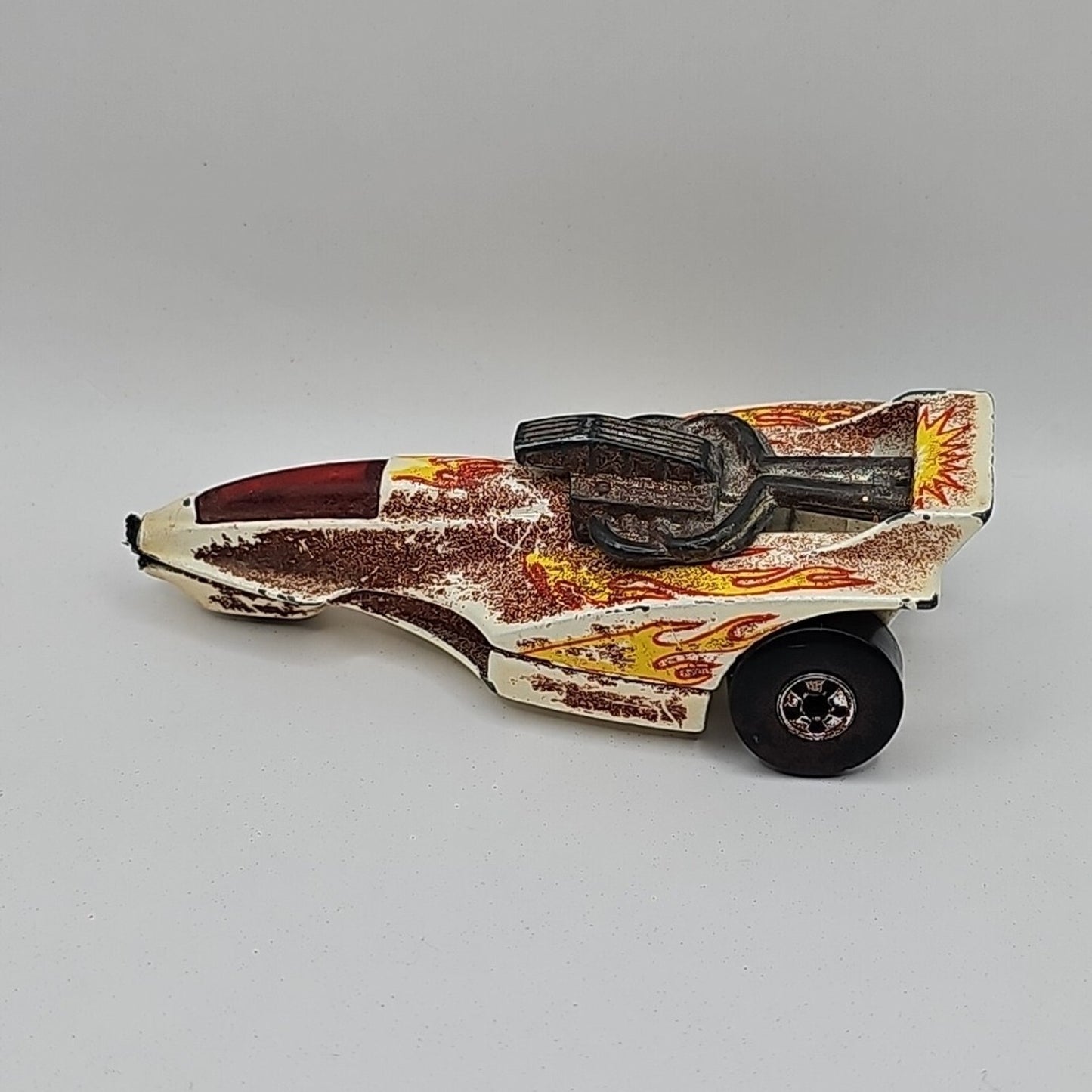 Vintage Hot Wheels XT-3 Vehicle Diecast Pearl White Racecar 1/64 1984