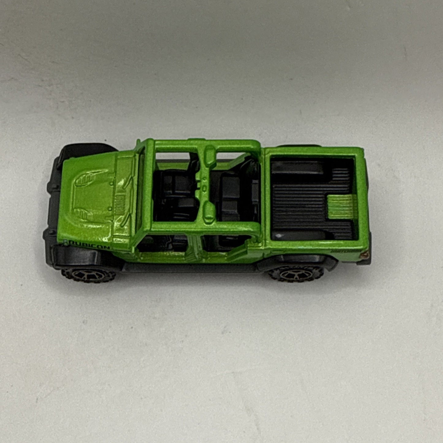 2020 Matchbox Jeep Gladiator Green 1:64 Scale Diecast Toy Truck