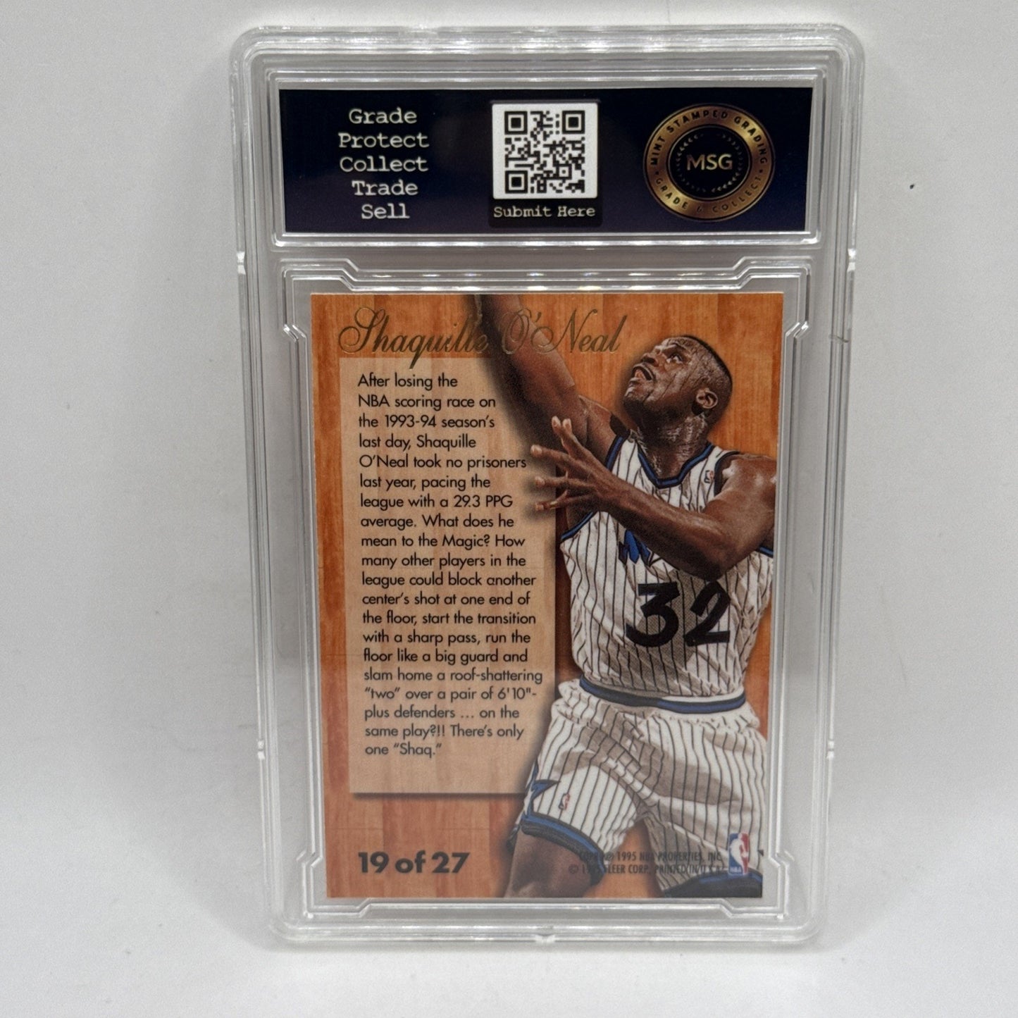 1995-96 Fleer - Flair Hardwood Leader #19 Shaquille O'Neal Graded 7 NM NBA Card