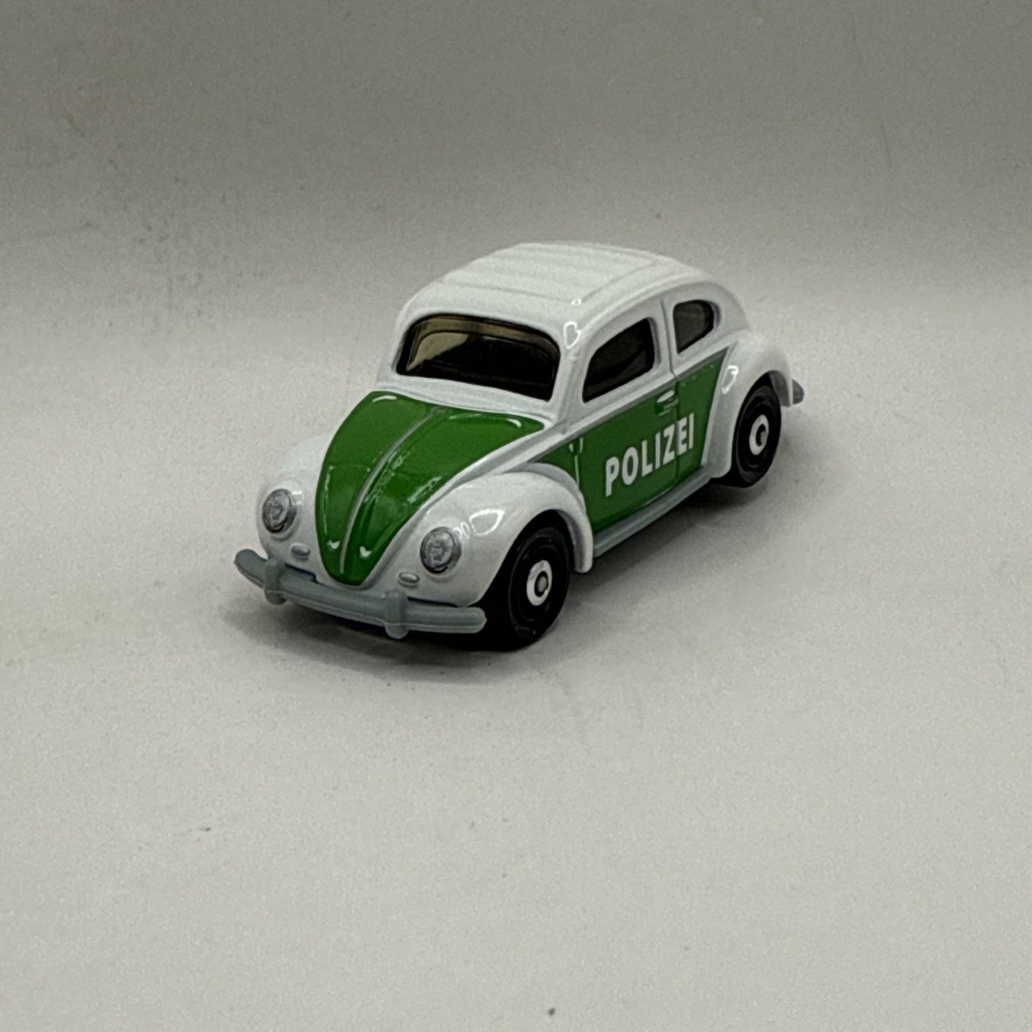 1962 62 Volkswagen Beetle Police Collectible 1/64 Scale Diecast Diorama Model