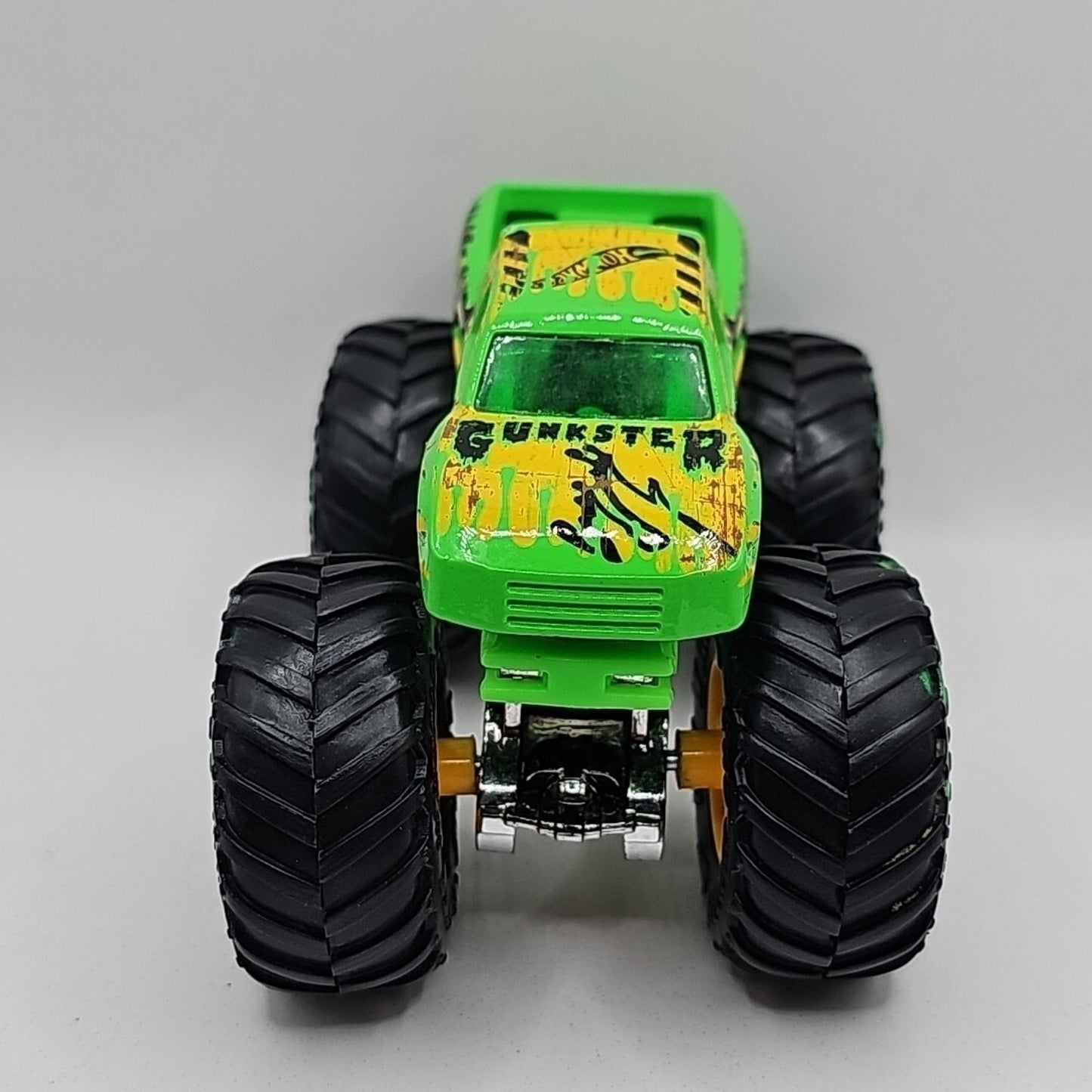 Hot Wheels Monster Truck GUNKSTER 1:64 Scale Diecast 4" Monster Truck Toy