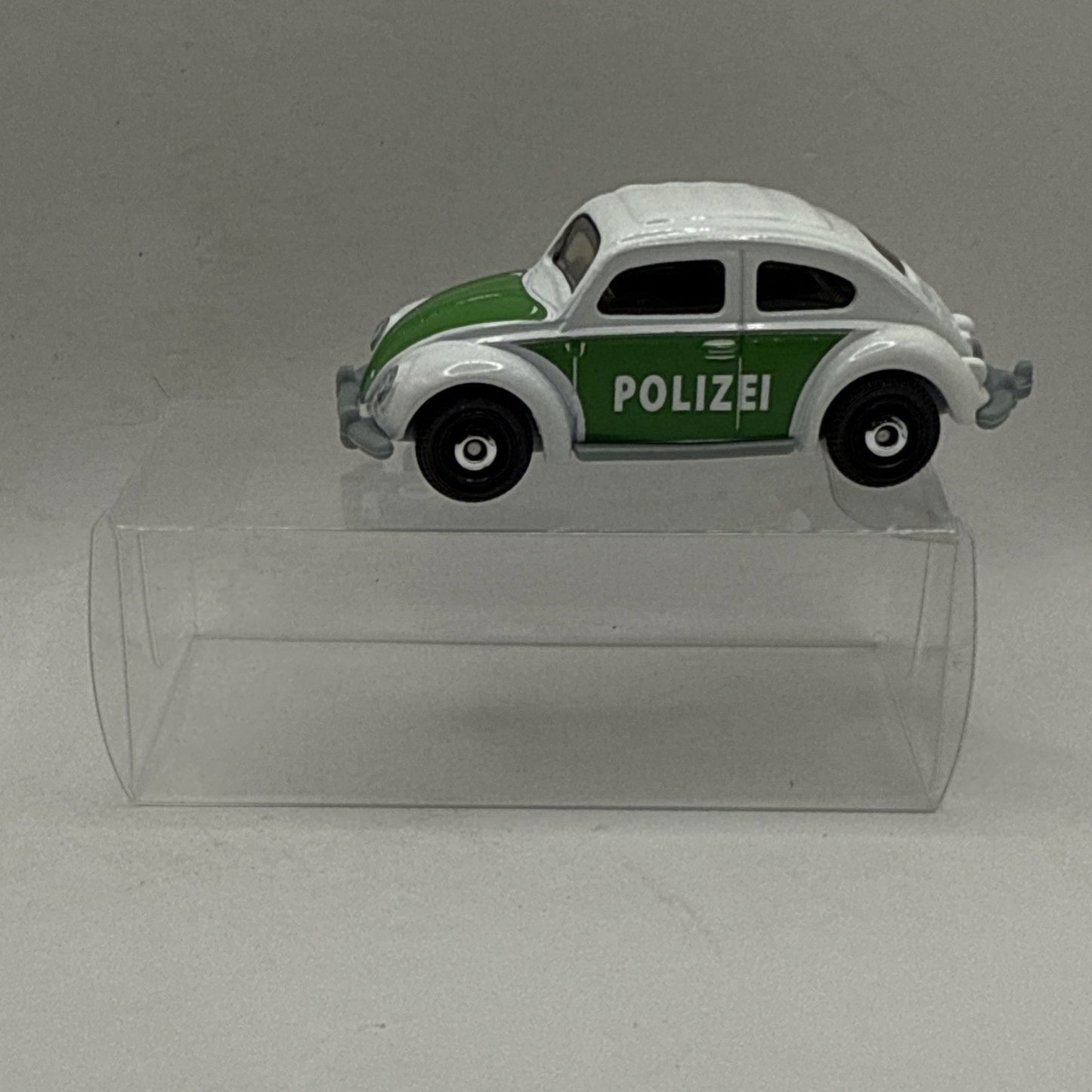 1962 62 Volkswagen Beetle Police Collectible 1/64 Scale Diecast Diorama Model