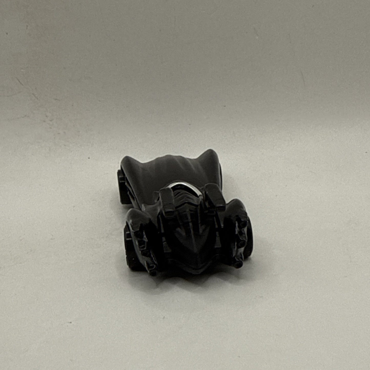 Hot Wheels Batman & Robin Batmobile 2023 Mattel 1:64 Die-cast Dc Comics Car