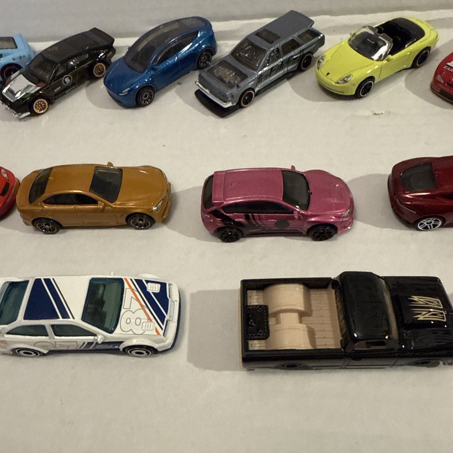 Lot Of 20 Car Vehicles - Various Models 1:64 Scale Race Car Toy Lot Collection