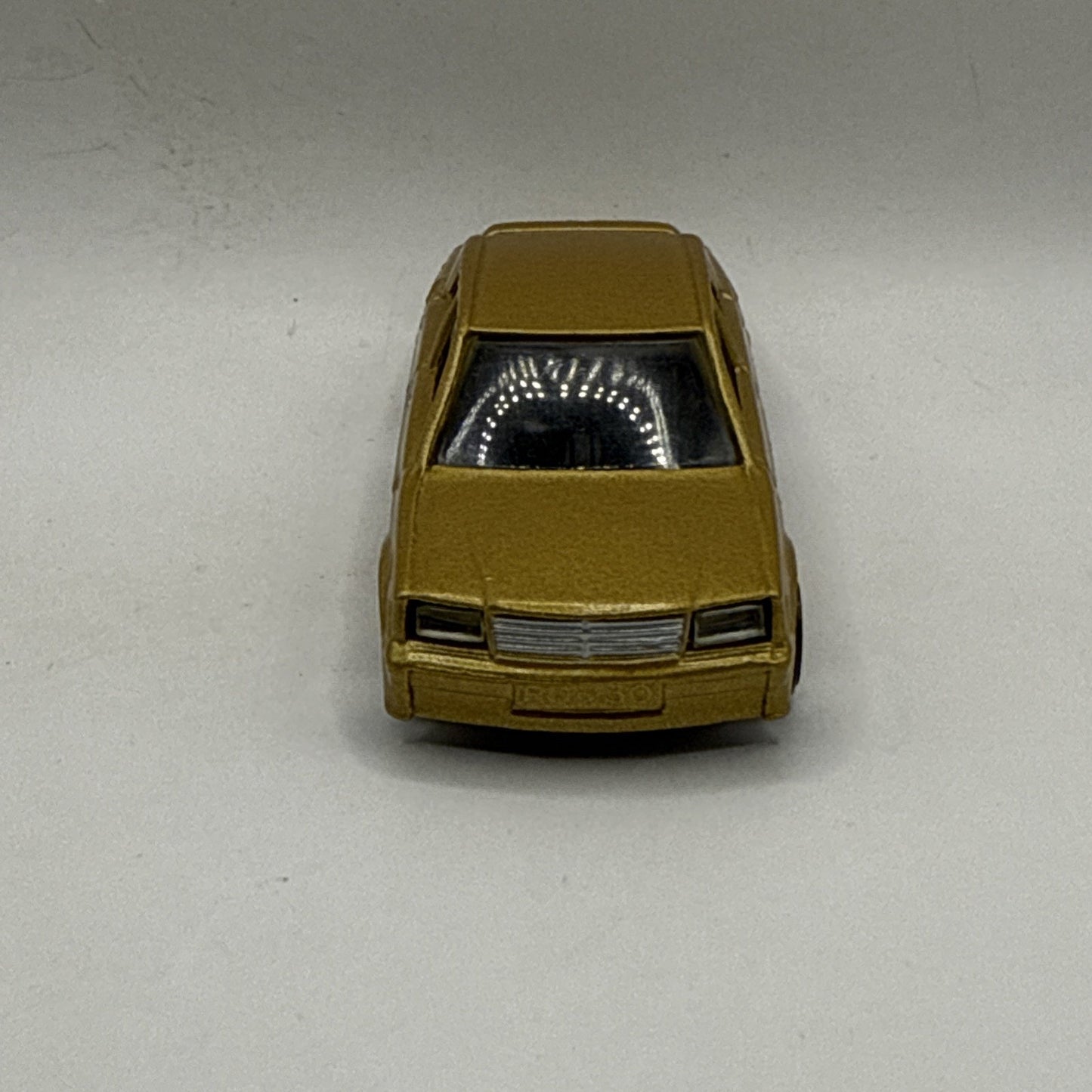 Hot Wheels Mercedes Benz RCS30 Gold Vintage - RARE 1:64 Scale Die-cast Car