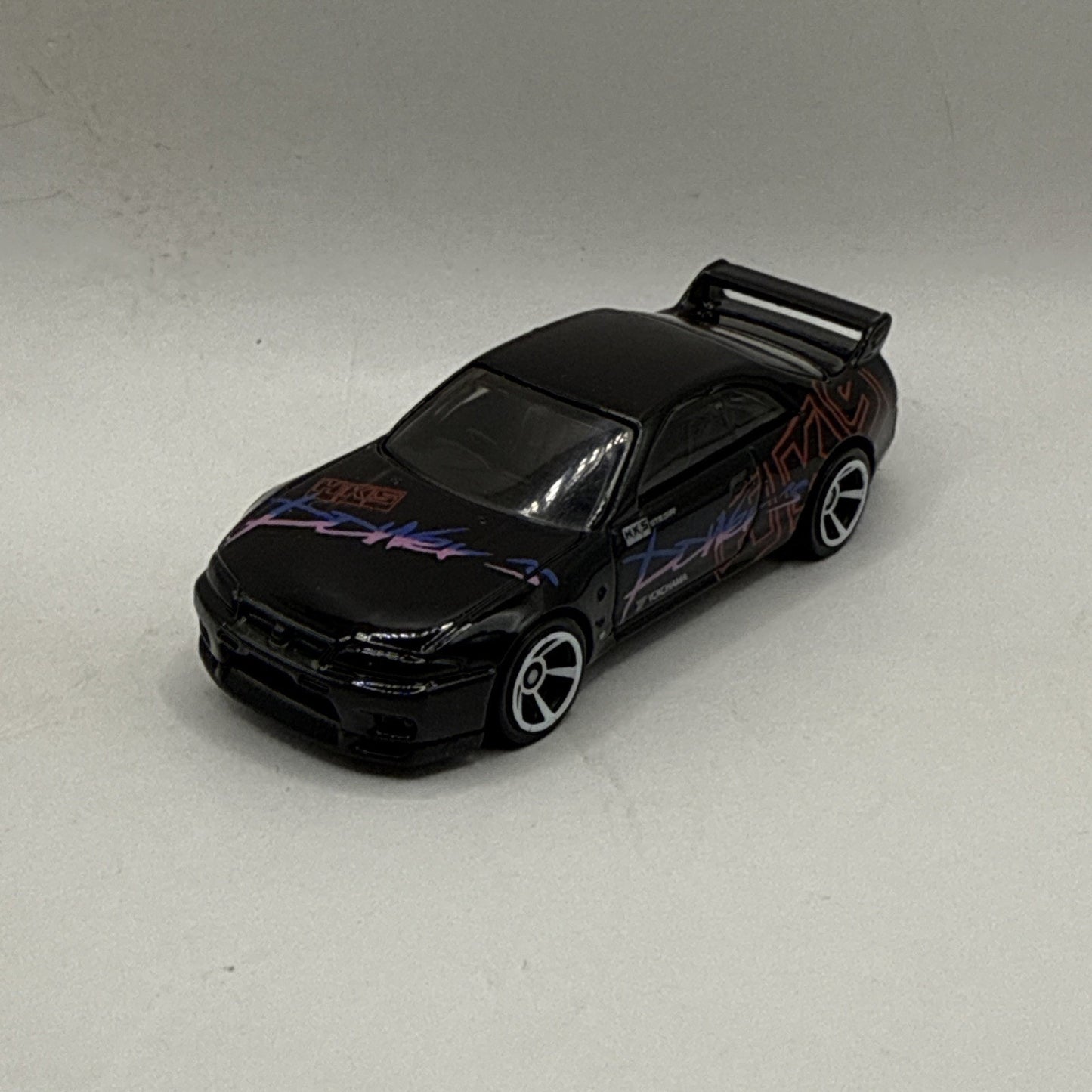 Hot Wheels HKS Nissan Skyline GT-R 1:64 Scale Die-cast Toy Import Race Car