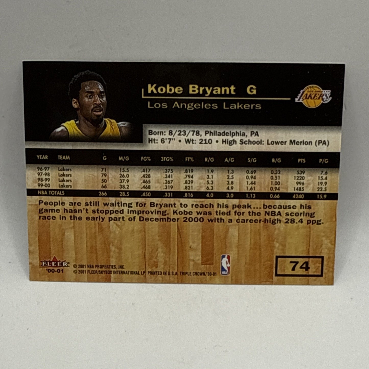 Kobe Bryant 2000-01 Fleer Triple Crown #74 Los Angeles Lakers NBA HOF Card