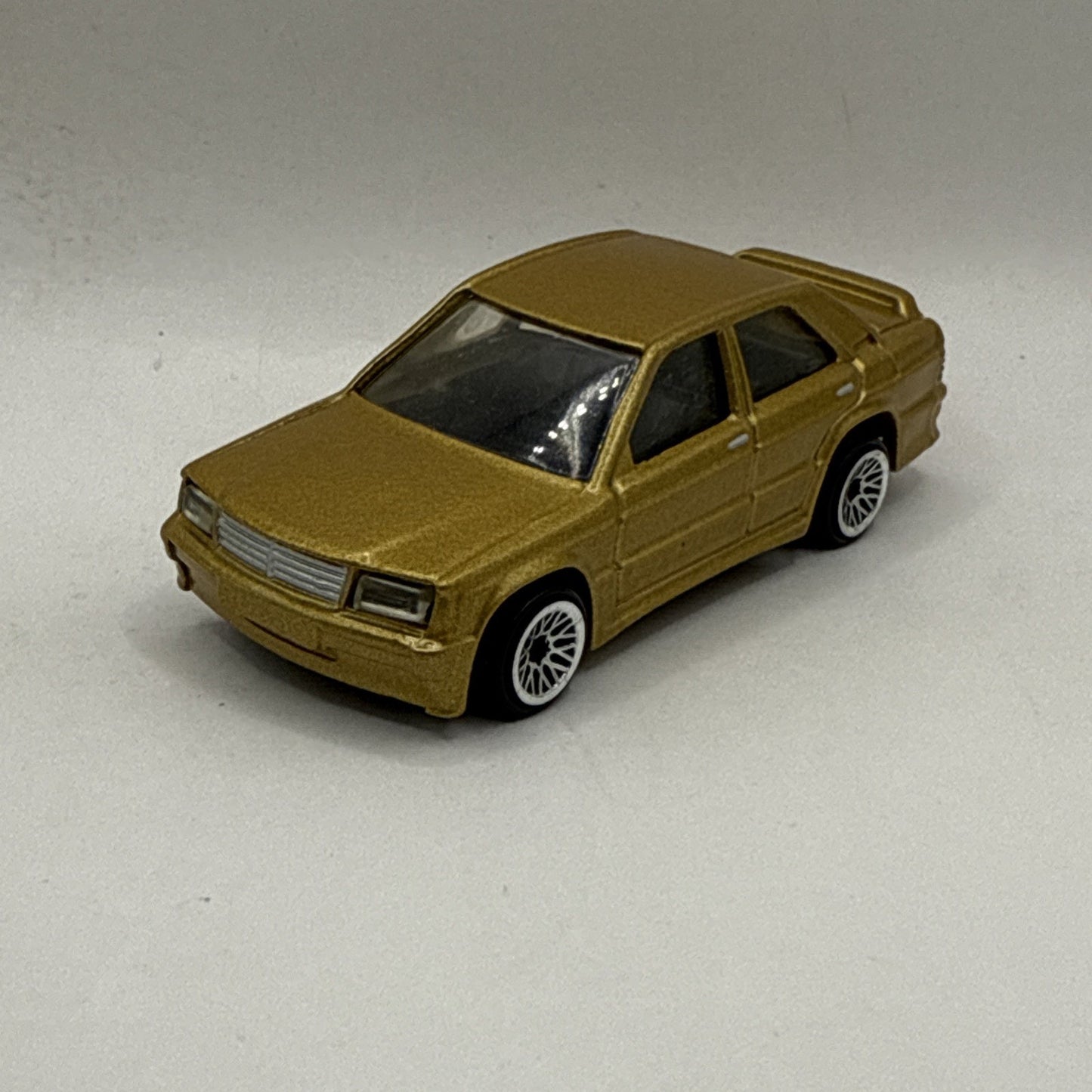 Hot Wheels Mercedes Benz RCS30 Gold Vintage - RARE 1:64 Scale Die-cast Car