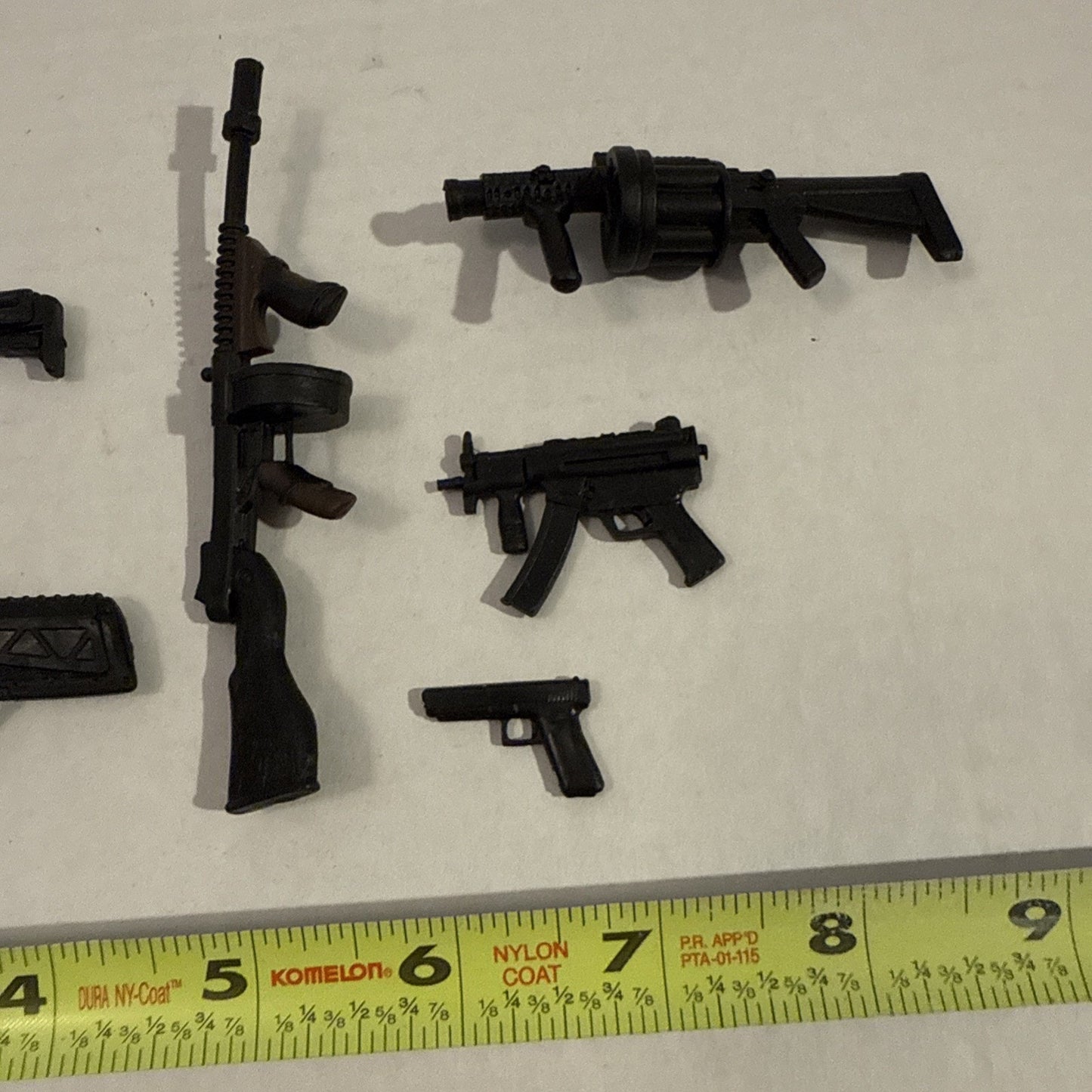 Lot Of Toy Action Figure Weapons - Mini Gun Accessories - Play Set