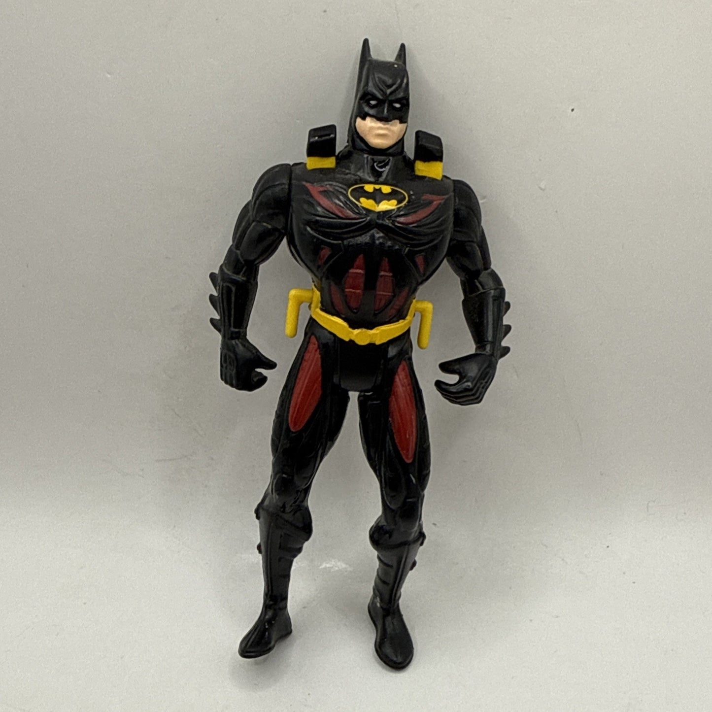 Vintage 1995 Kenner Batman Forever Black Blast Cape Batman Action Figure 5”