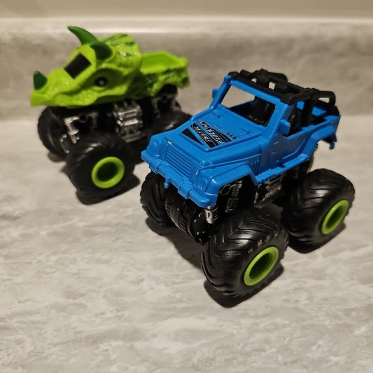 Kid Connection MONSTER TRUCK Green Triceratops & Blue Jeep Wrangler 4.5" Toys
