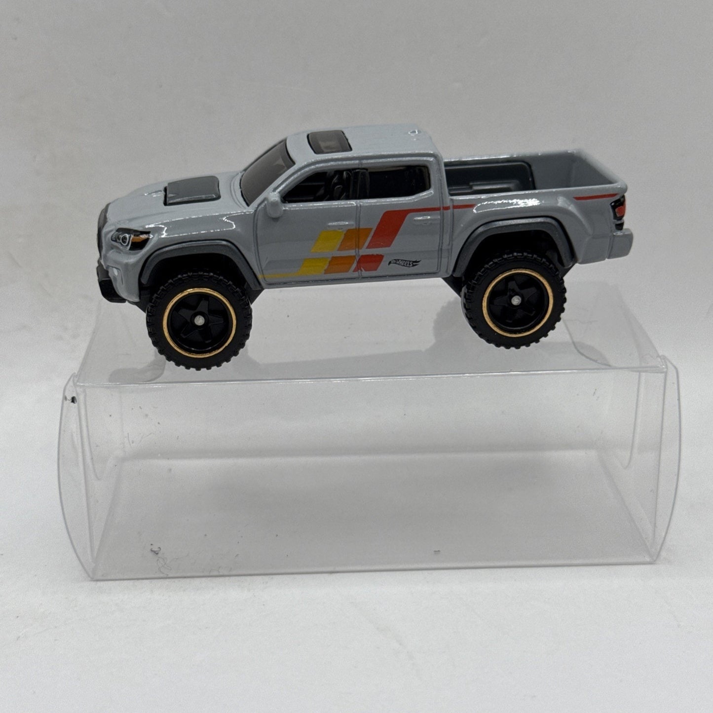 2021 Hot Wheels HW Remote Adventures '20 Toyota Tacoma Off-road Truc 1:64 Scale
