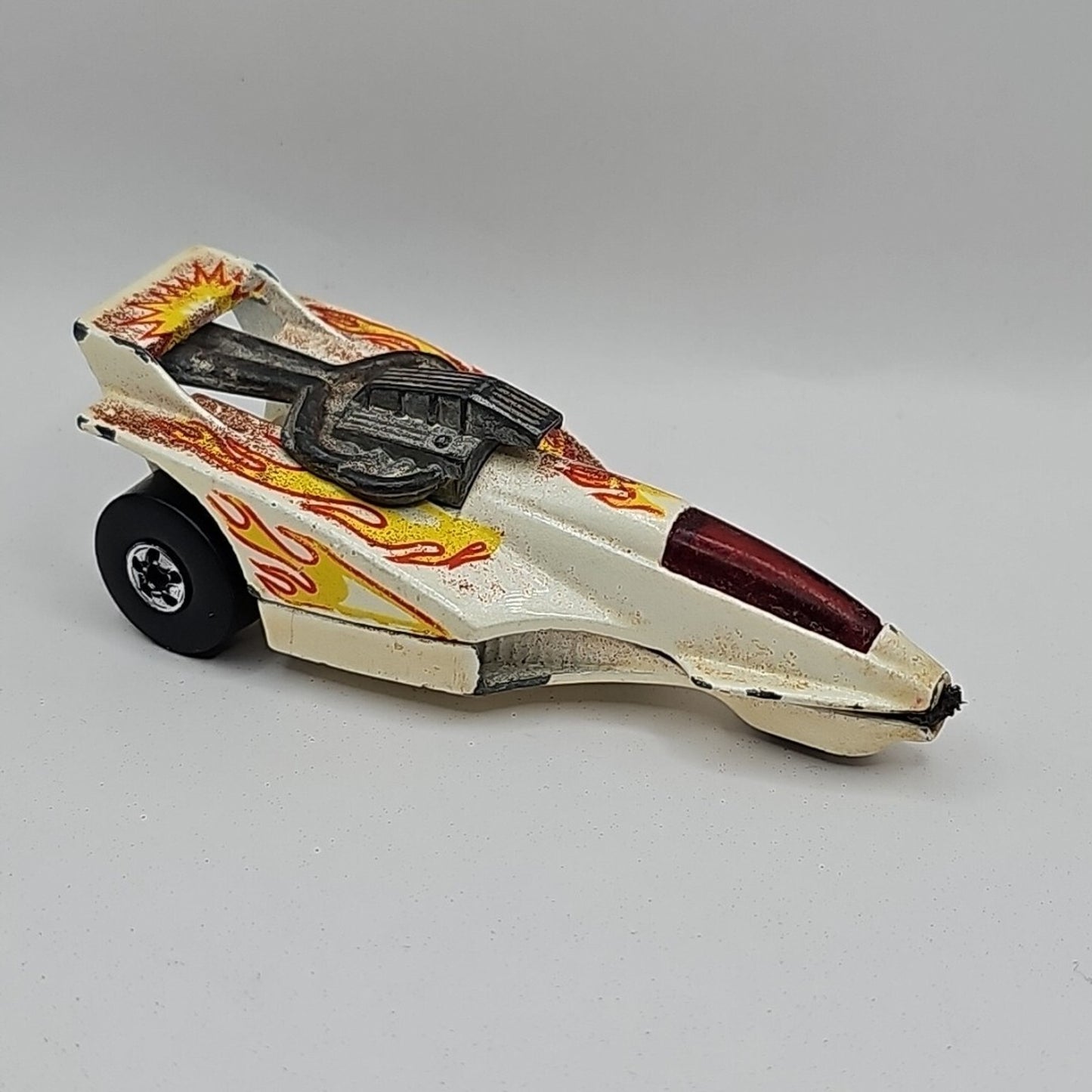 Vintage Hot Wheels XT-3 Vehicle Diecast Pearl White Racecar 1/64 1984
