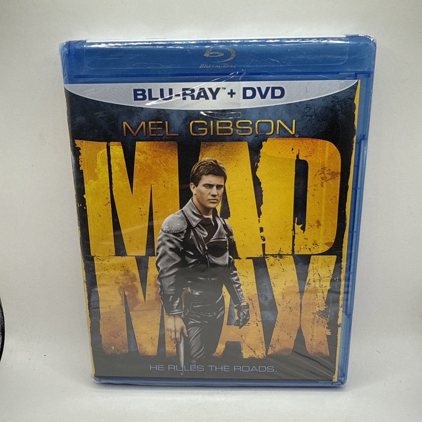 Mad Max - Mel Gibson (Blu-Ray + DVD, 2010) New Sealed Movie