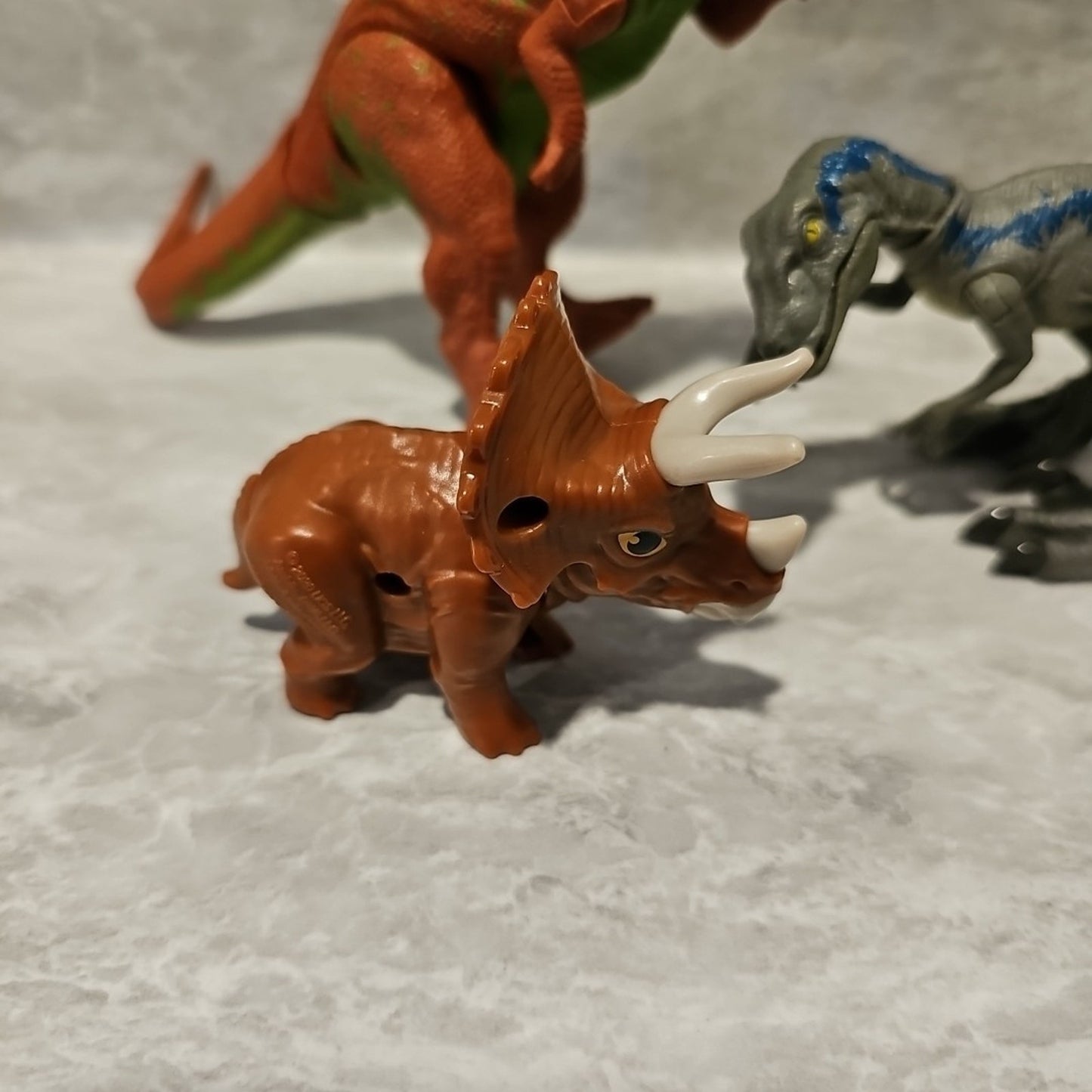 3 - Jurassic World Park Savage Strike Velociraptor Dinosaur Lot Of 3 Toys
