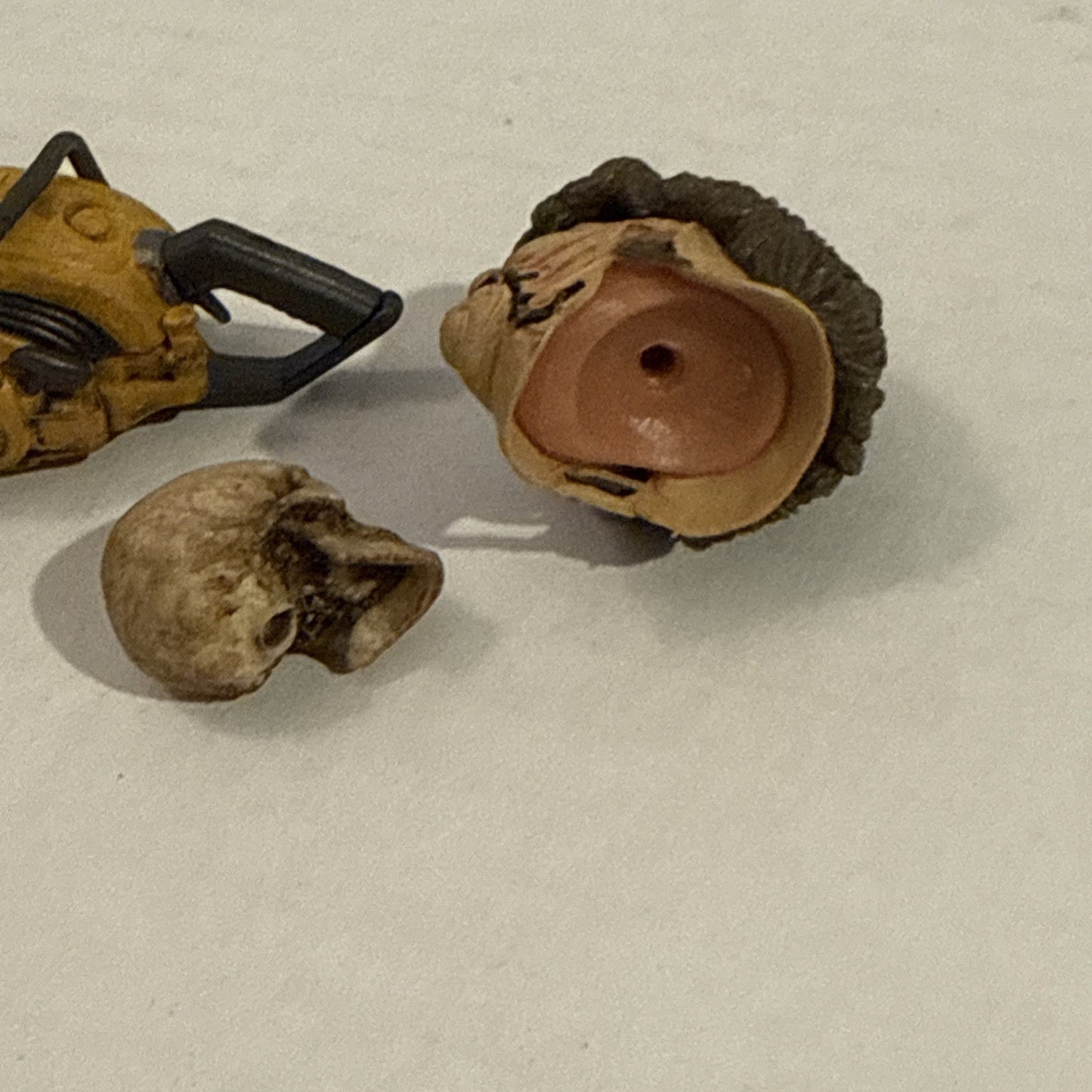 Lot Of Toy Action Figure Texas Chainsaw Massacre Leather Face, Chainsaw & Skull