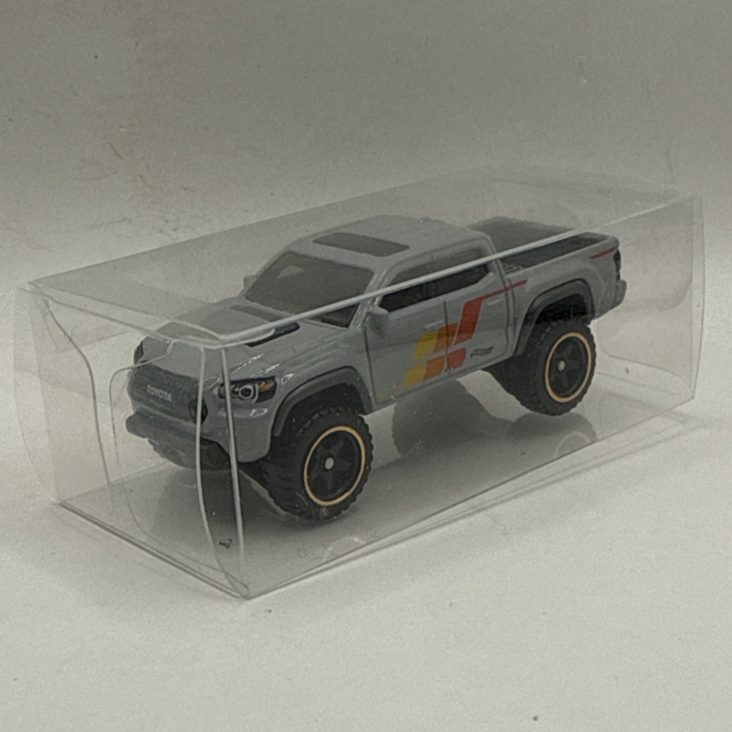 2021 Hot Wheels HW Remote Adventures '20 Toyota Tacoma Off-road Truc 1:64 Scale