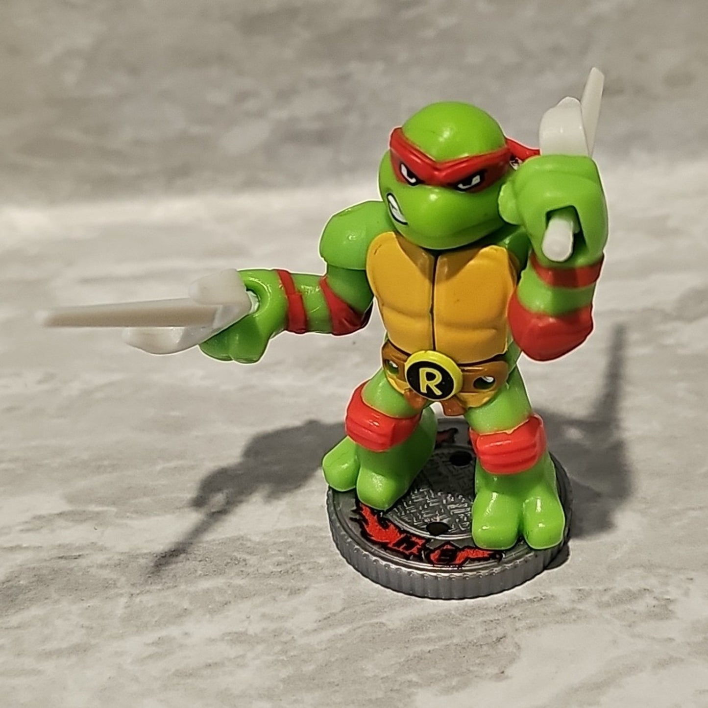Akedo Ultimate Arcade Warriors Raphael & Kraang Teenage Mutant Ninja Turtles