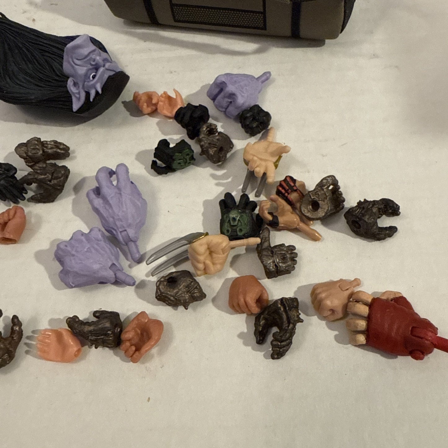 Lot Of Action Figure Random Assortment Of Hands + Gargoyle Head + Accessories