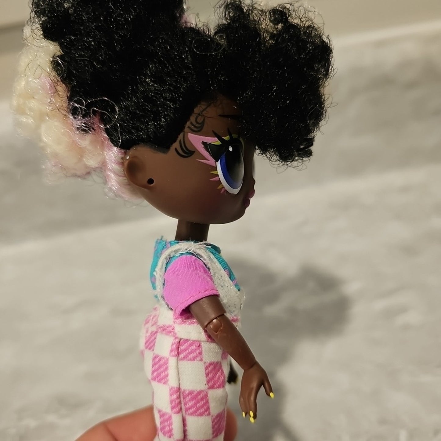 LOL Surprise Tweens Series 2 Fashion Doll Gracie One Earring Toy Collectible