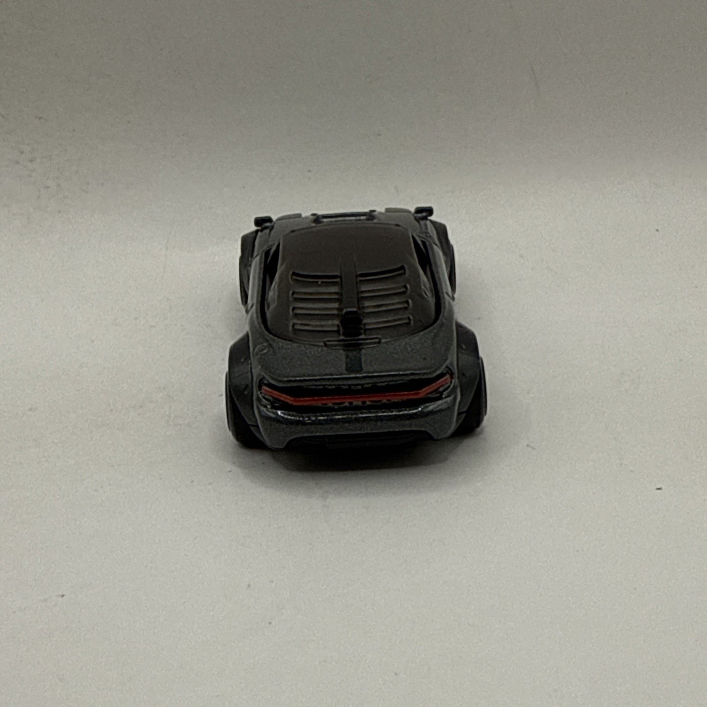 Mazda MX-5 Miata 1:64 Diecast #1 Hot Wheels Legends Tour Winner Collectible Car