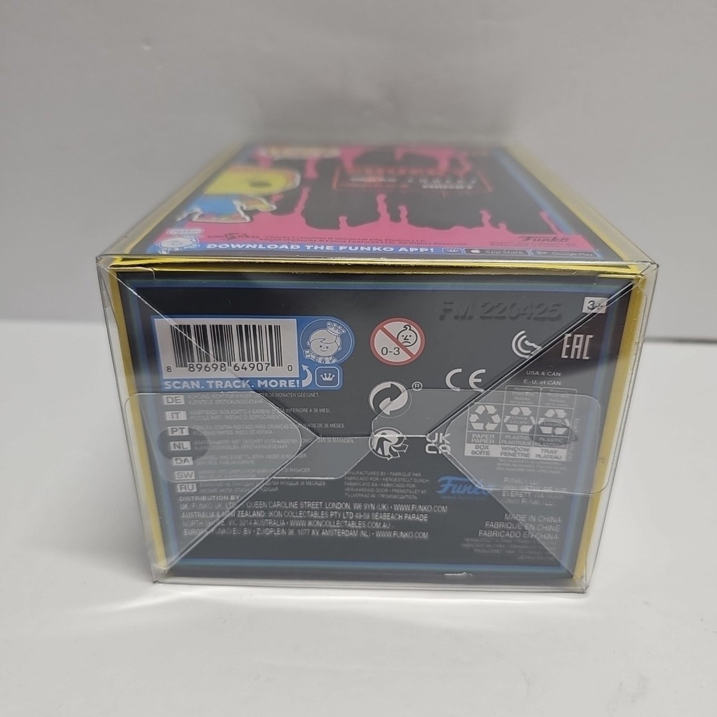 Funko Pop! Vinyl: Chucky (Black Light) - Entertainment Earth (Exclusive) #315