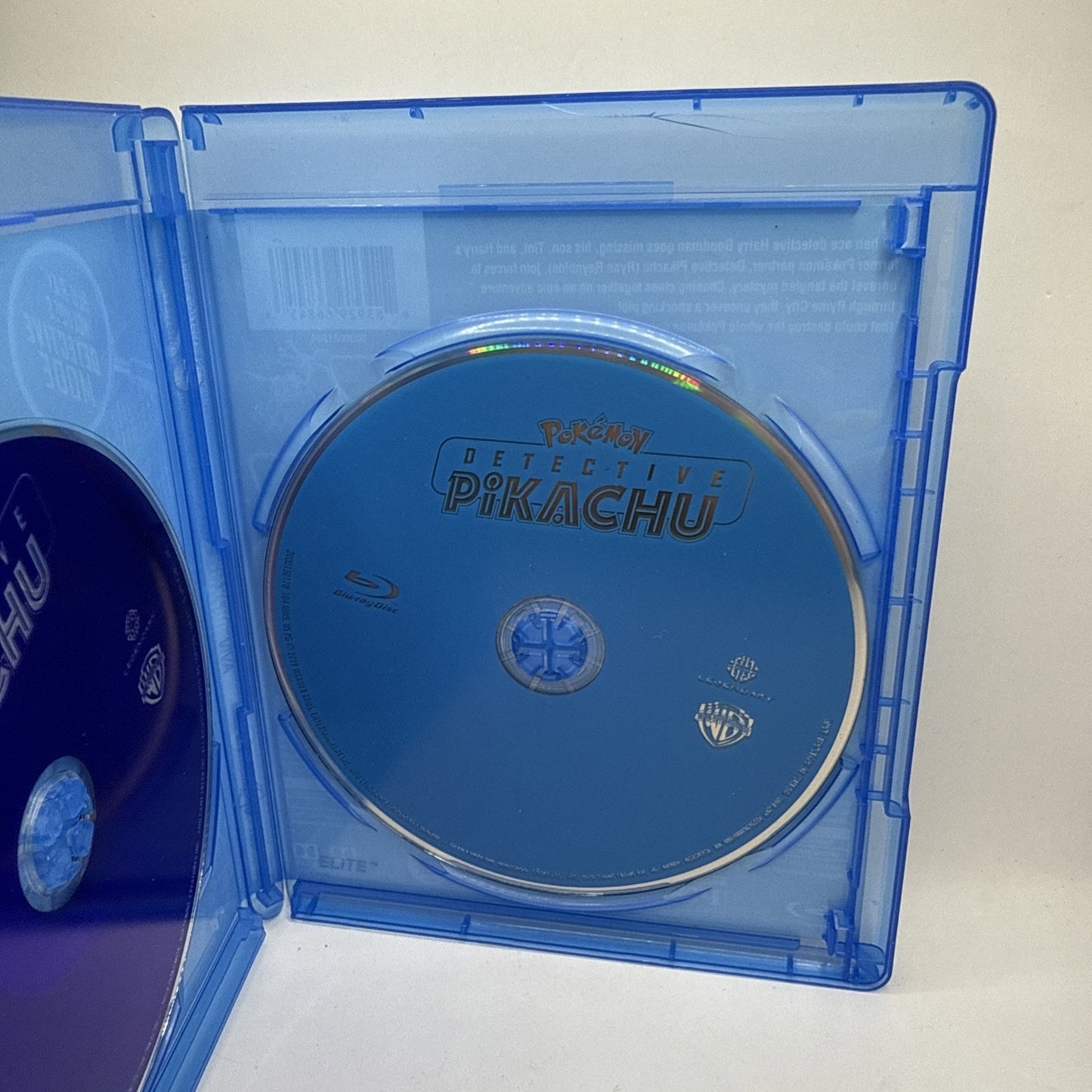 Pokemon Detective Pikachu Blu-Ray Movie - Detective Mode + Special Features