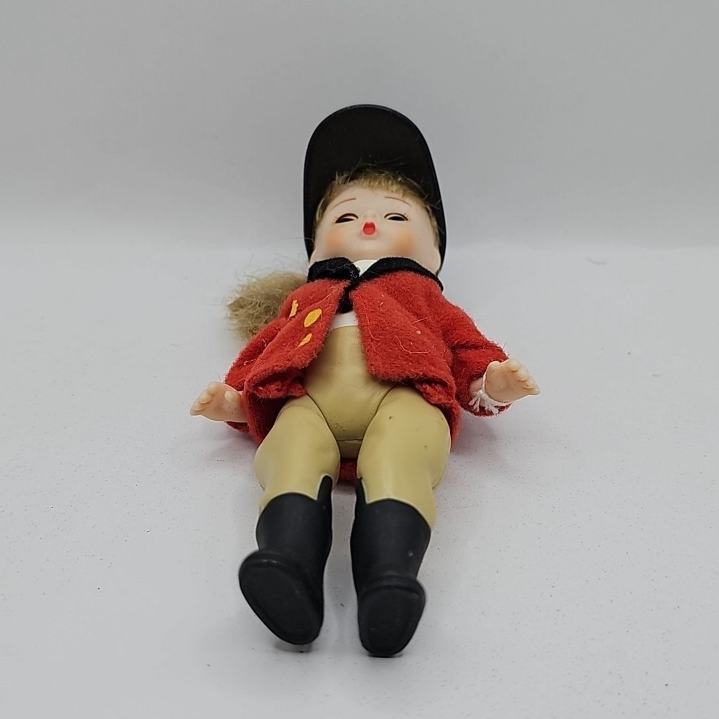2005 Mcdonalds Happy Meal Toy Madame Alexander Equestrian Girl