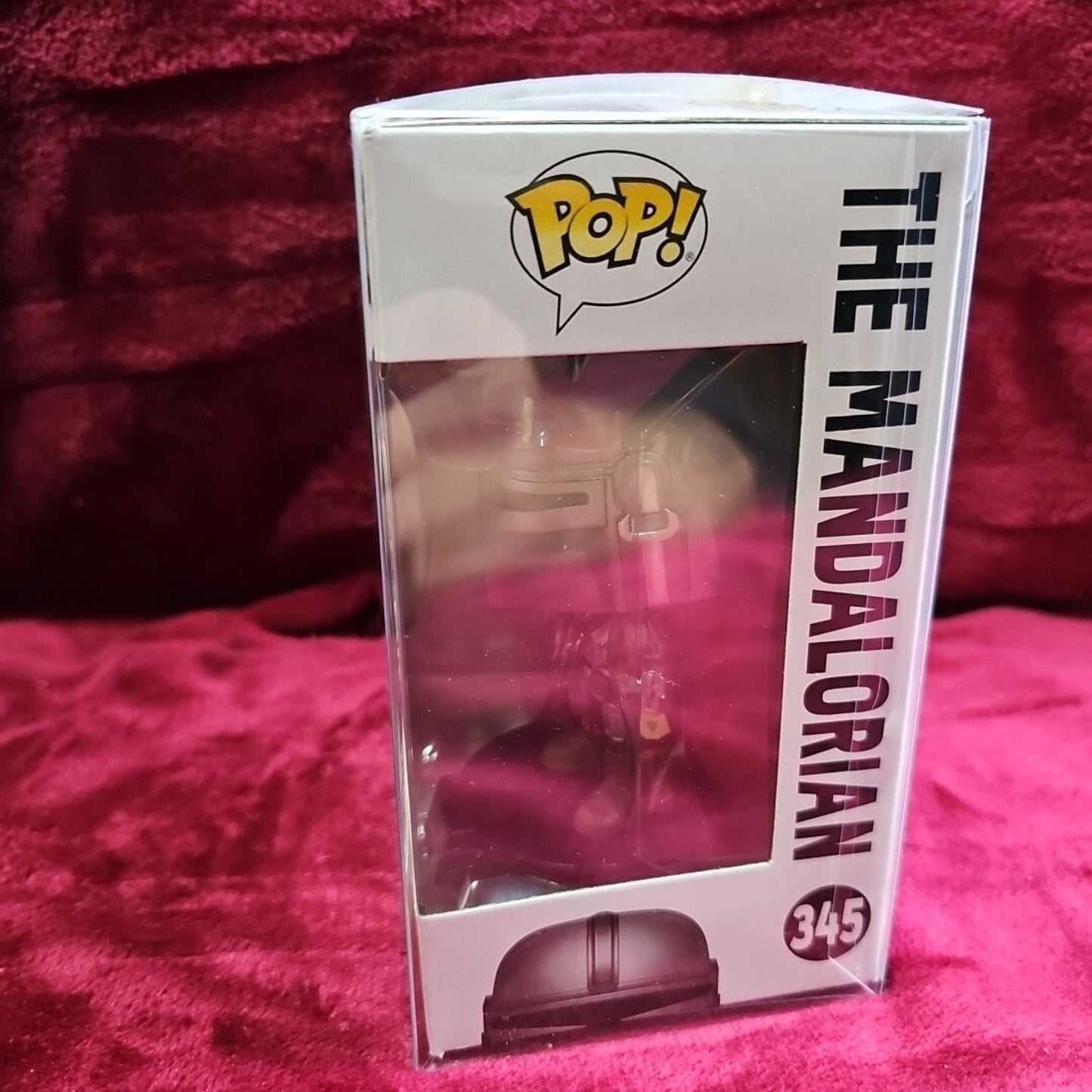 Funko POP! Star Wars The Mandalorian 345 Beskar Armor Vinyl Figure In Protector