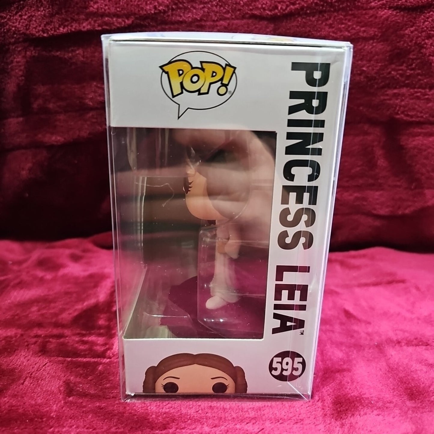 FUNKO POP! Star Wars: New Classics - Leia [New Toy] Vinyl Figure In Protector