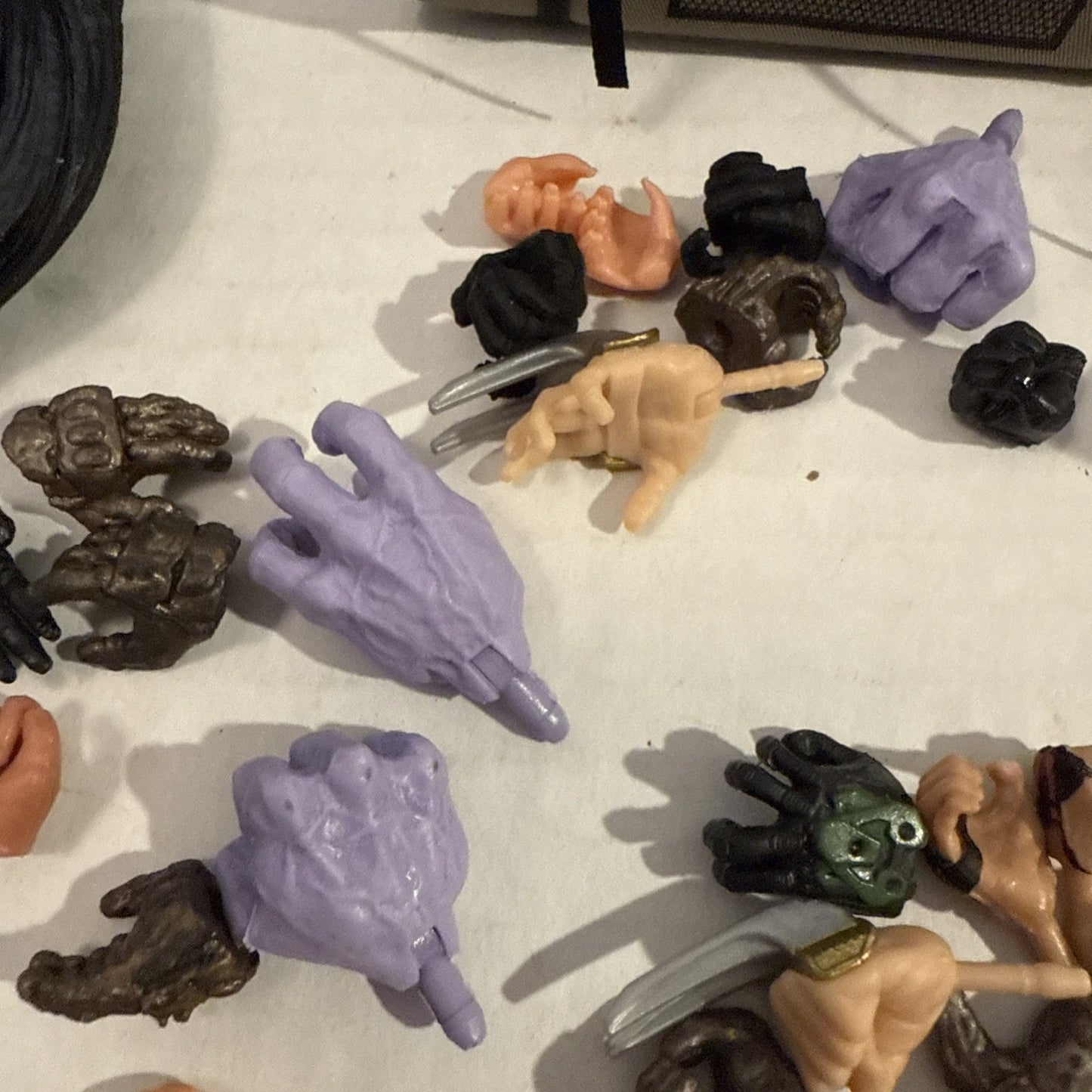 Lot Of Action Figure Random Assortment Of Hands + Gargoyle Head + Accessories