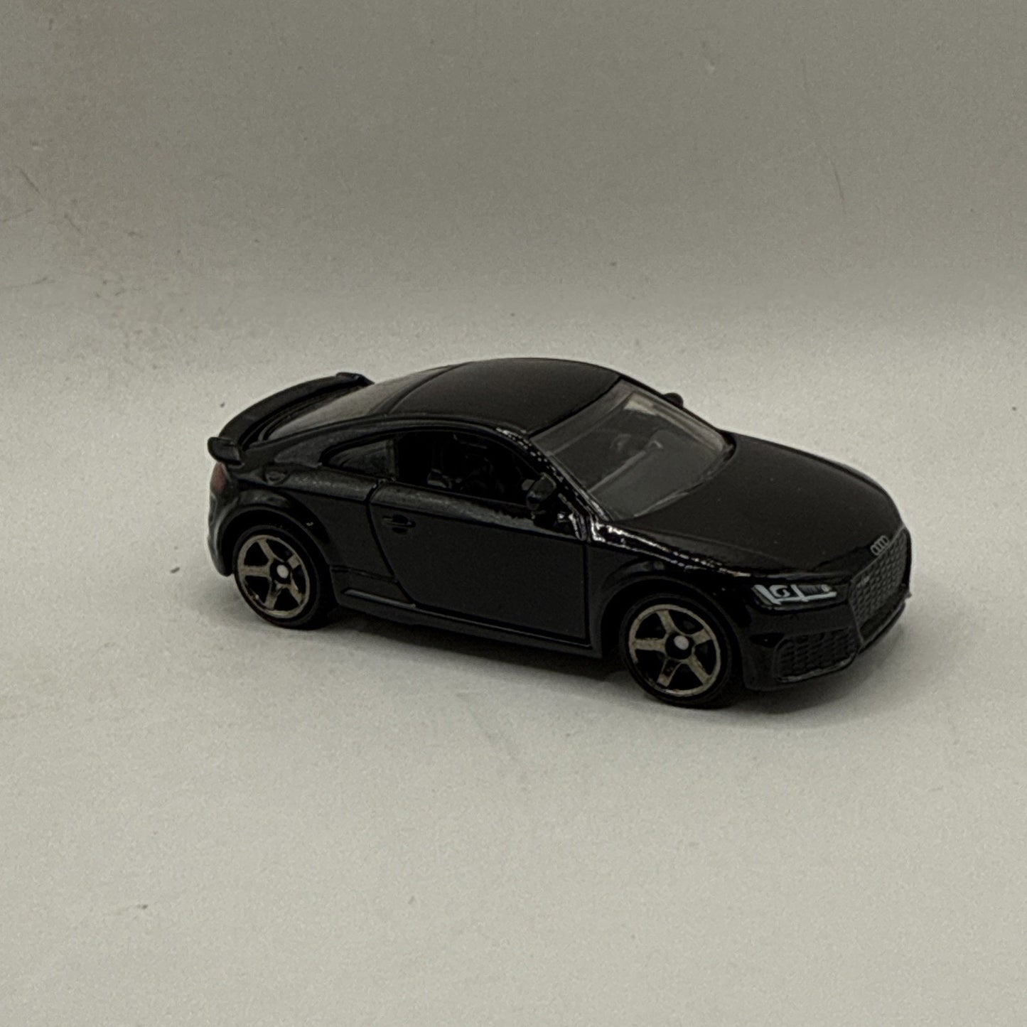 2023 Matchbox 2019 Audi TT RS Coupe Gloss Black - Autobahn IV 1:64 Die-cast Car