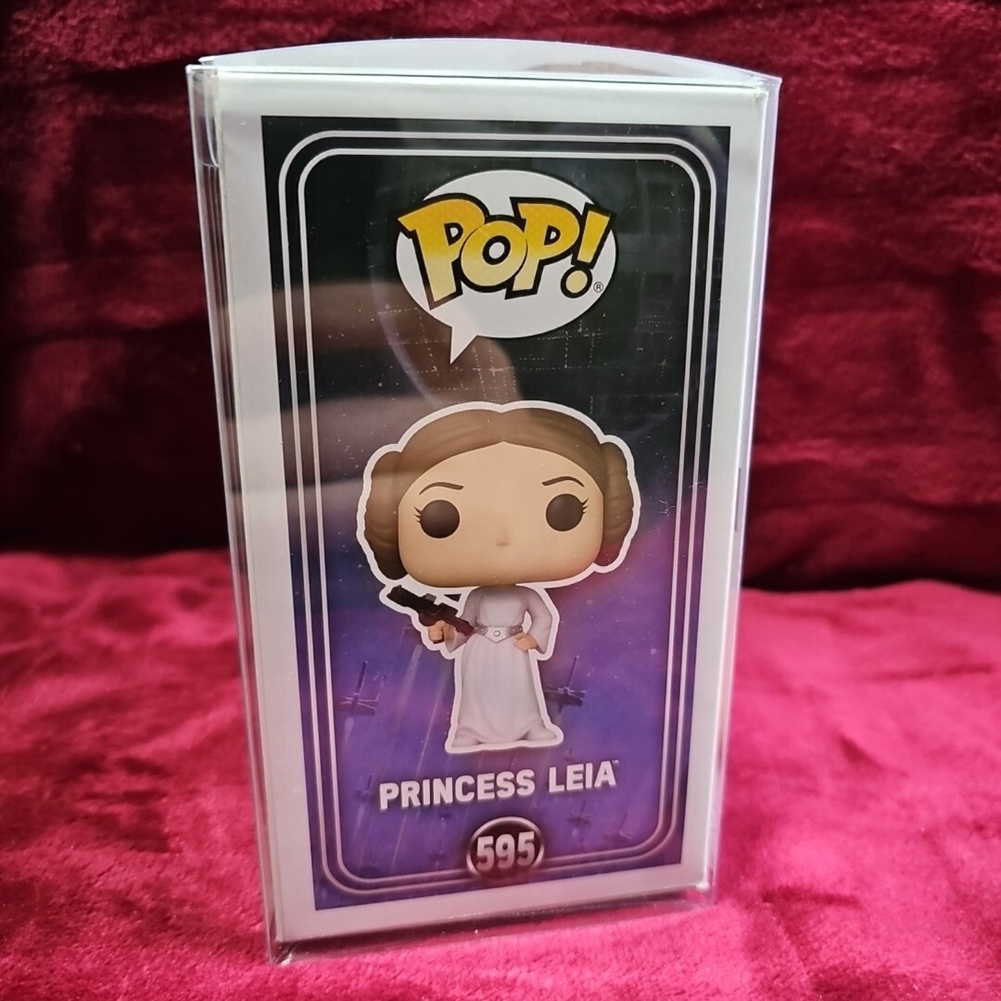 FUNKO POP! Star Wars: New Classics - Leia [New Toy] Vinyl Figure In Protector