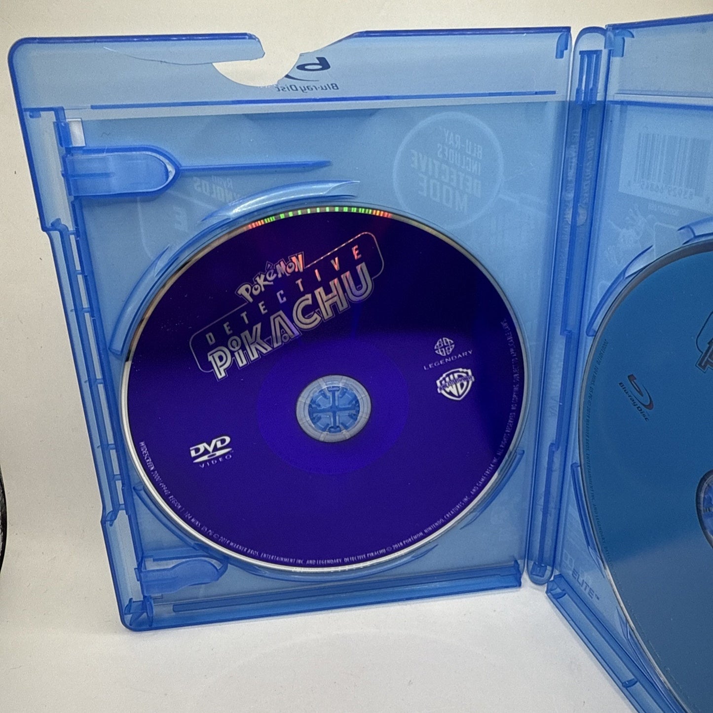 Pokemon Detective Pikachu Blu-Ray Movie - Detective Mode + Special Features