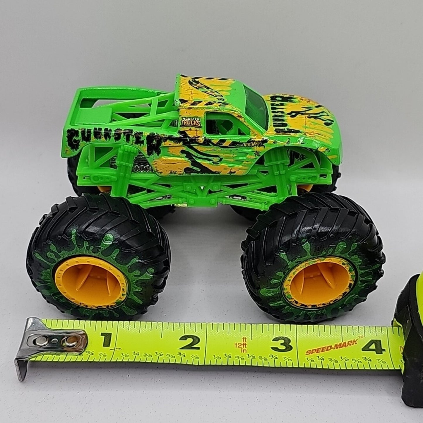 Hot Wheels Monster Truck GUNKSTER 1:64 Scale Diecast 4" Monster Truck Toy